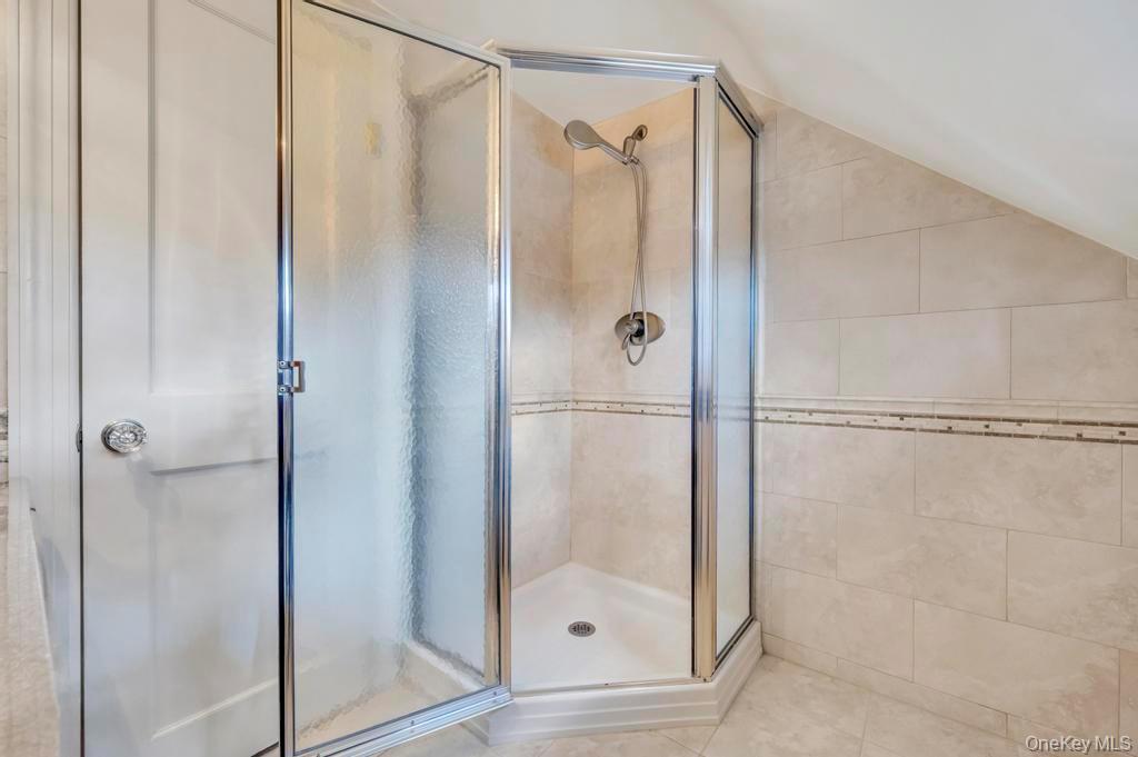 9 Sycamore Drive, Great Neck, NY 11021