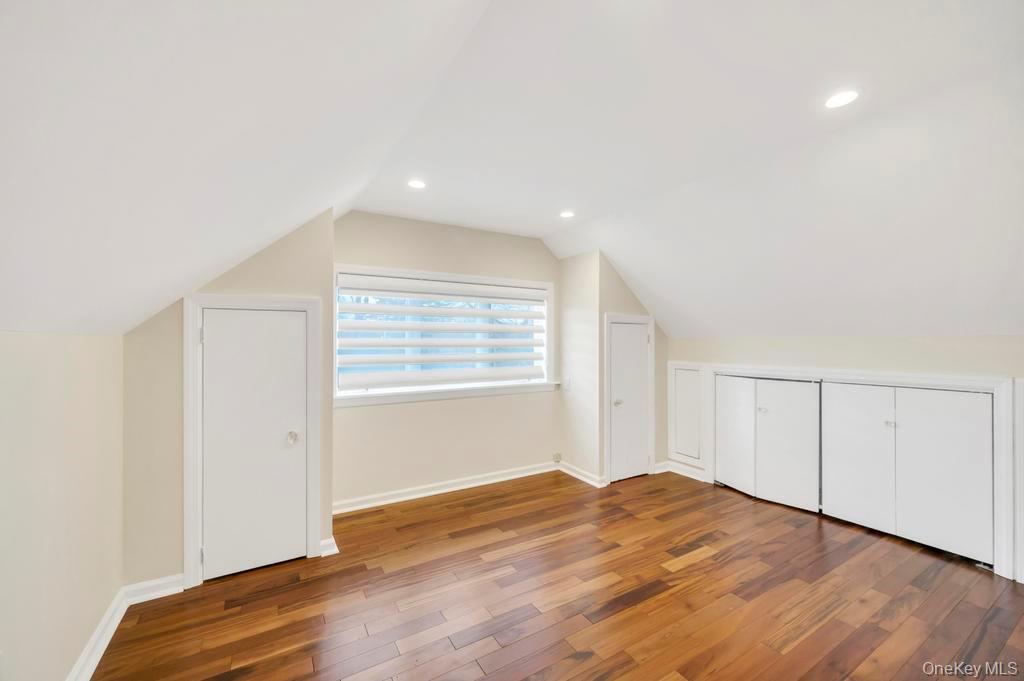 9 Sycamore Drive, Great Neck, NY 11021