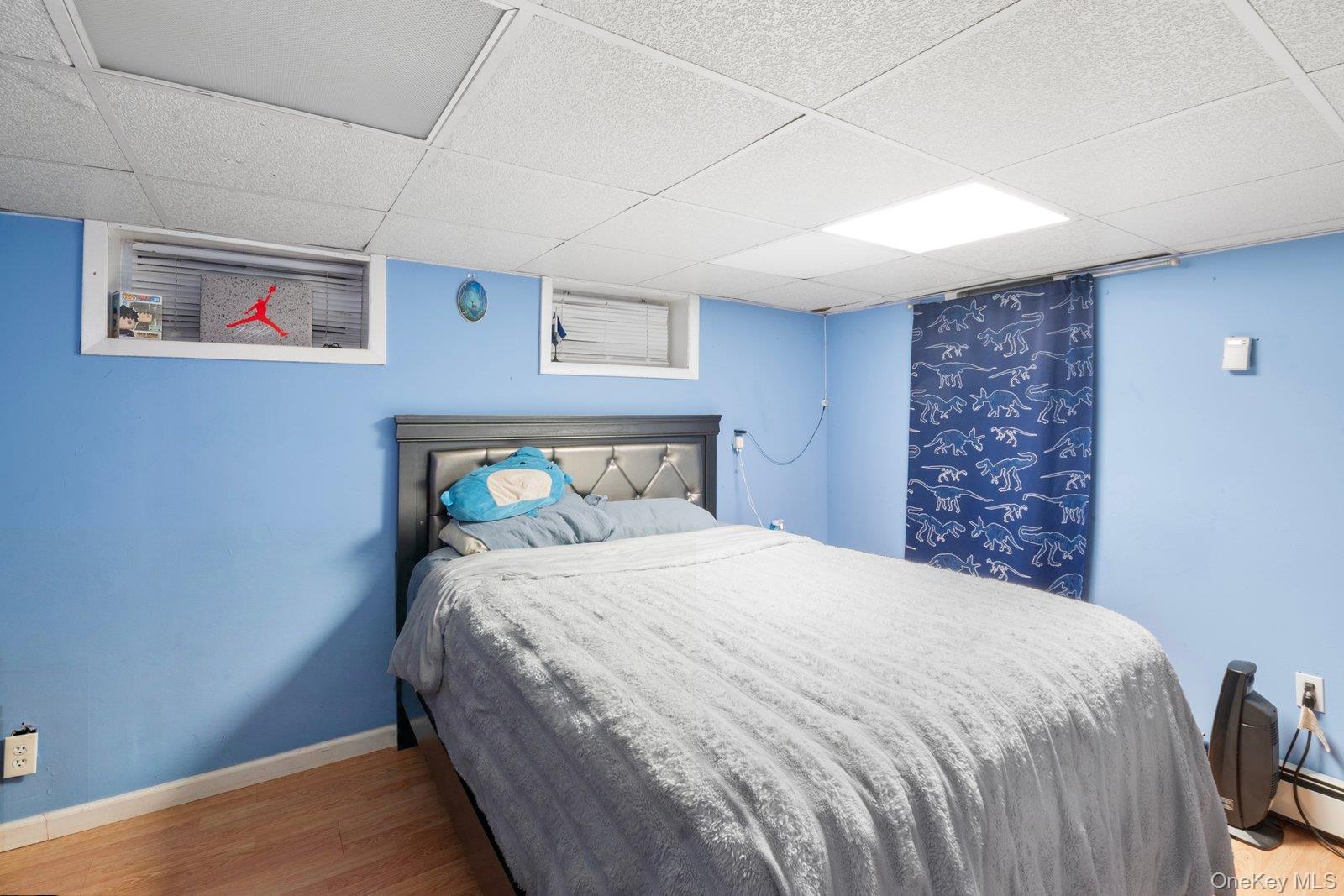 250 Spur Drive S, Bay Shore, NY 11706