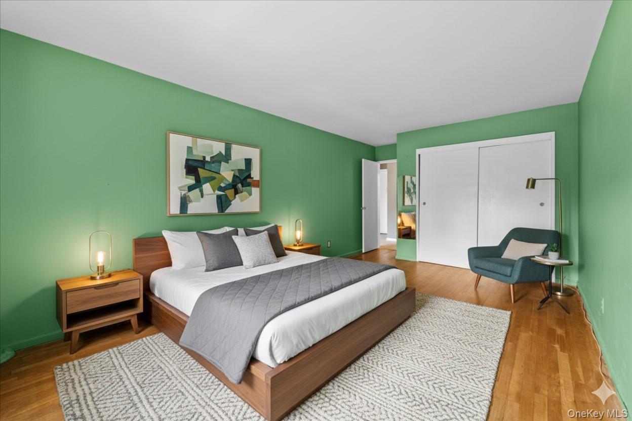 8935 155th Ave # 3M, Howard Beach, NY 11414