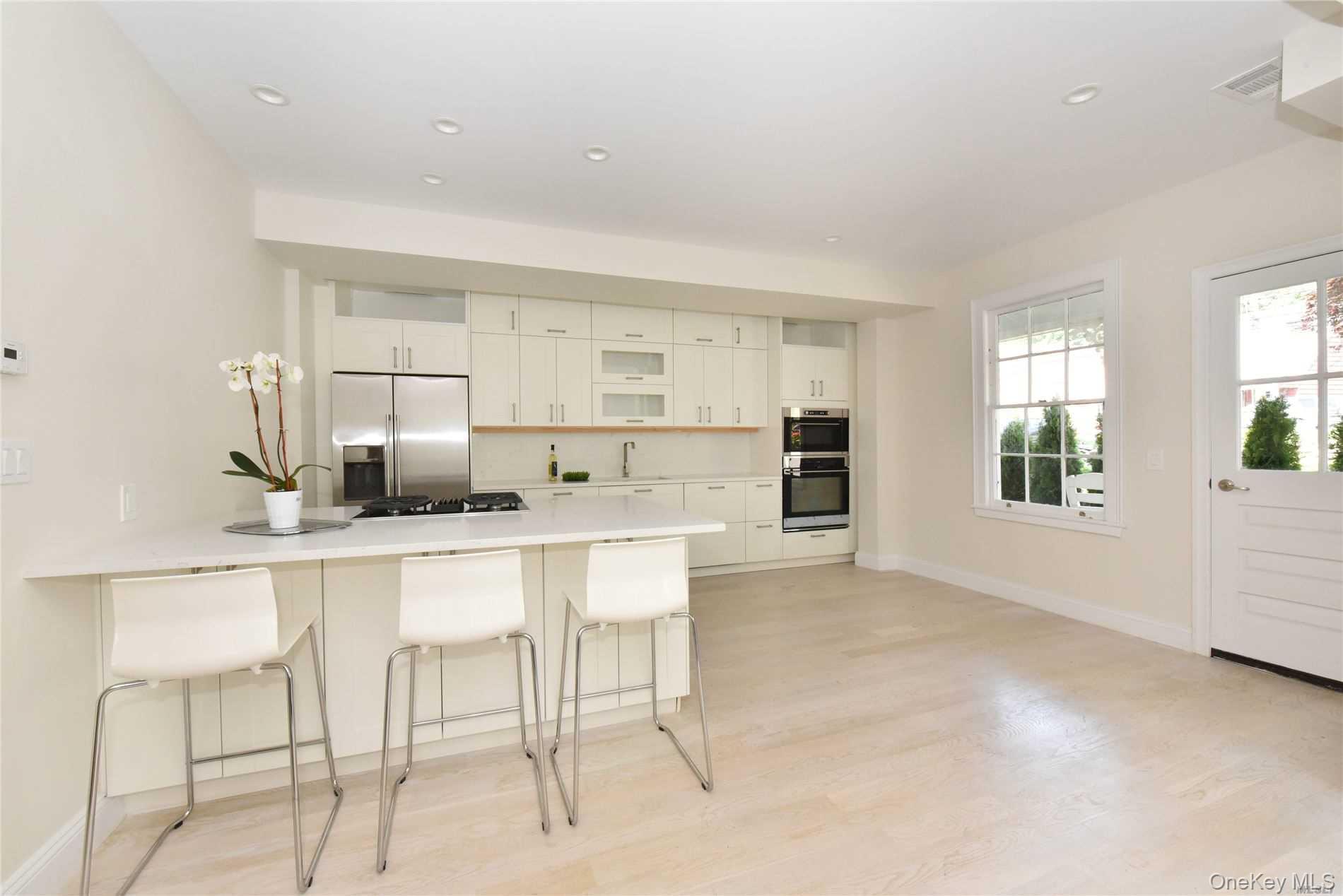 1415 Old Northern Boulevard # 1S, Roslyn, NY 11576