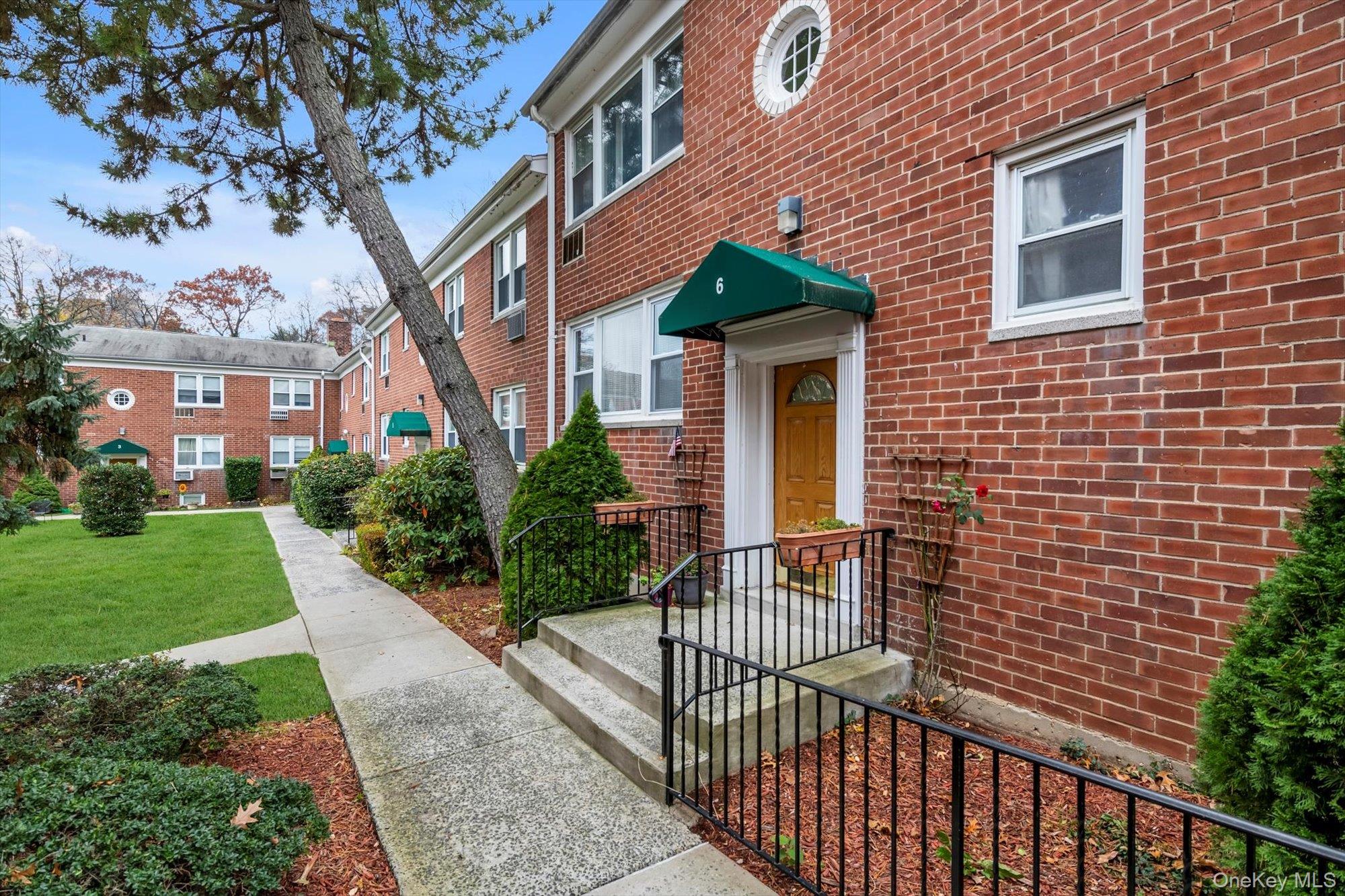 643 Pelham Road # 6D, New Rochelle, NY 10805