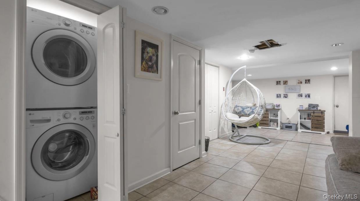 1535 149th Street, Whitestone, NY 11357