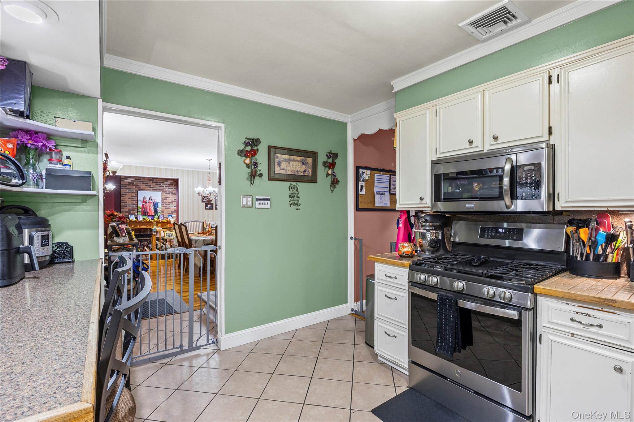 2906 Lawrence Drive, Wantagh, NY 11793