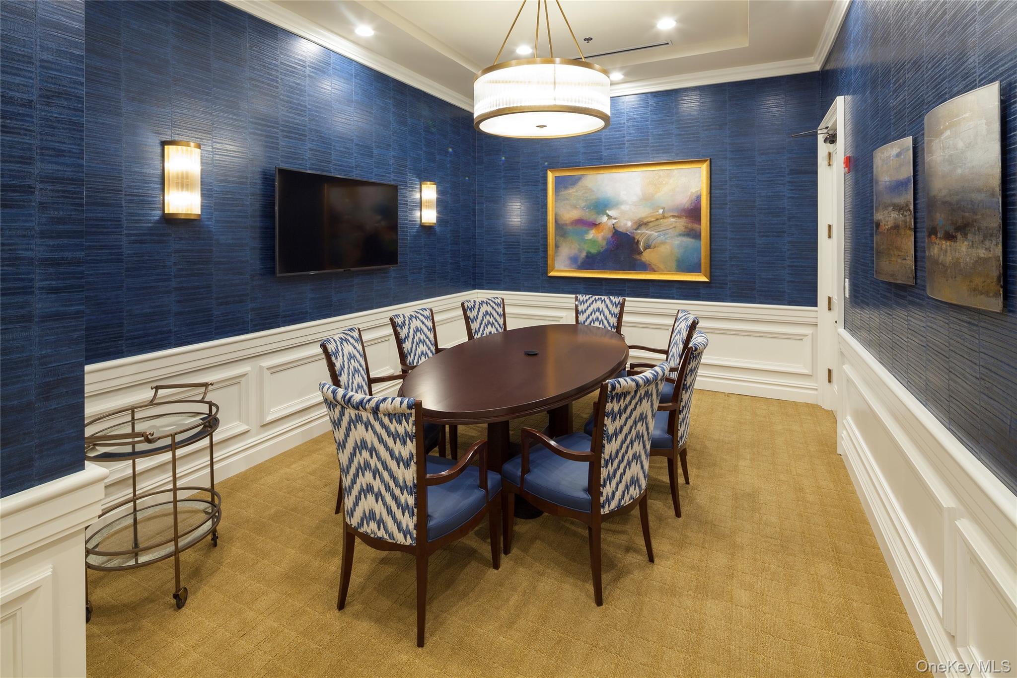 5000 Royal Court # 5103, North Hills, NY 11040