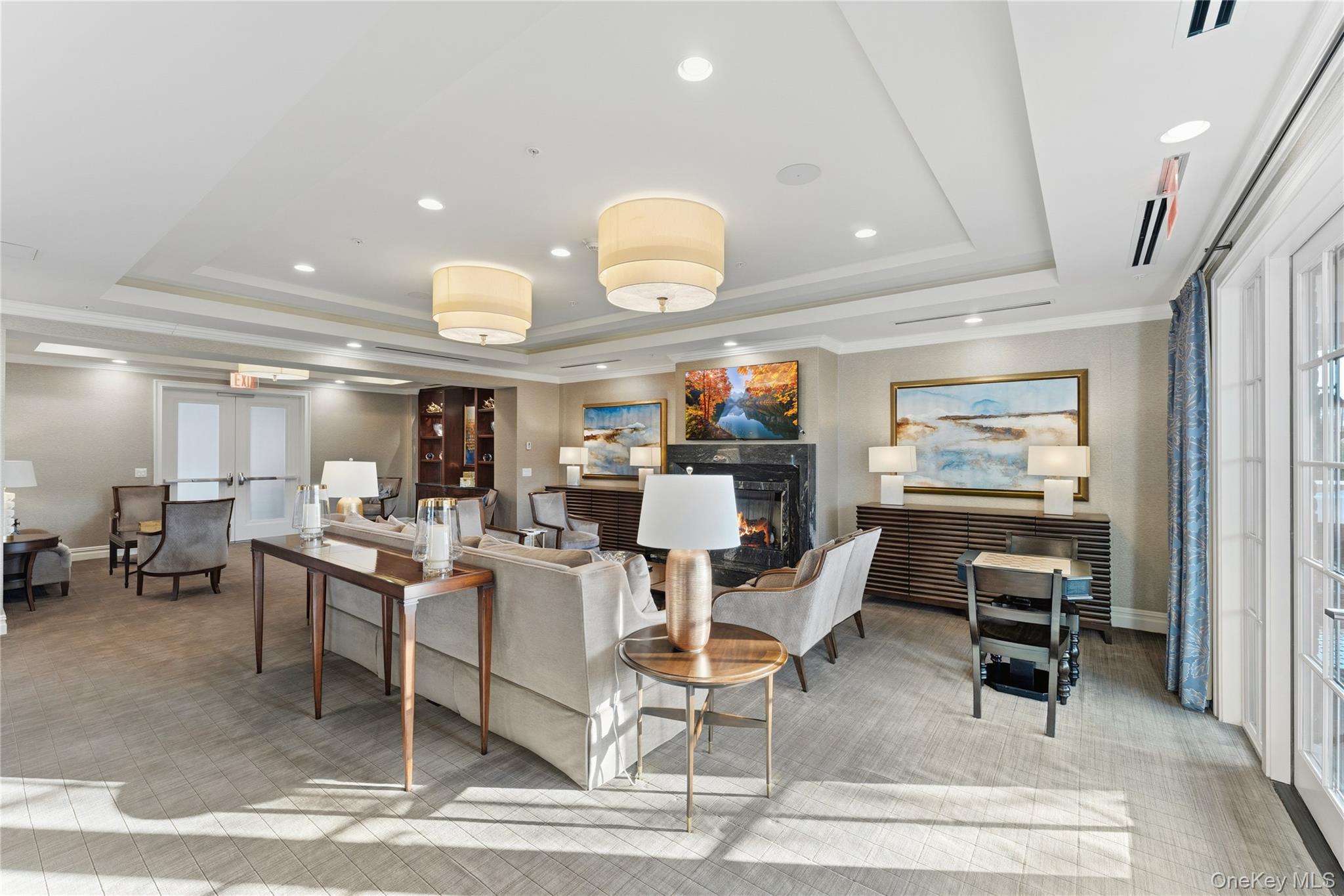 5000 Royal Court # 5103, North Hills, NY 11040