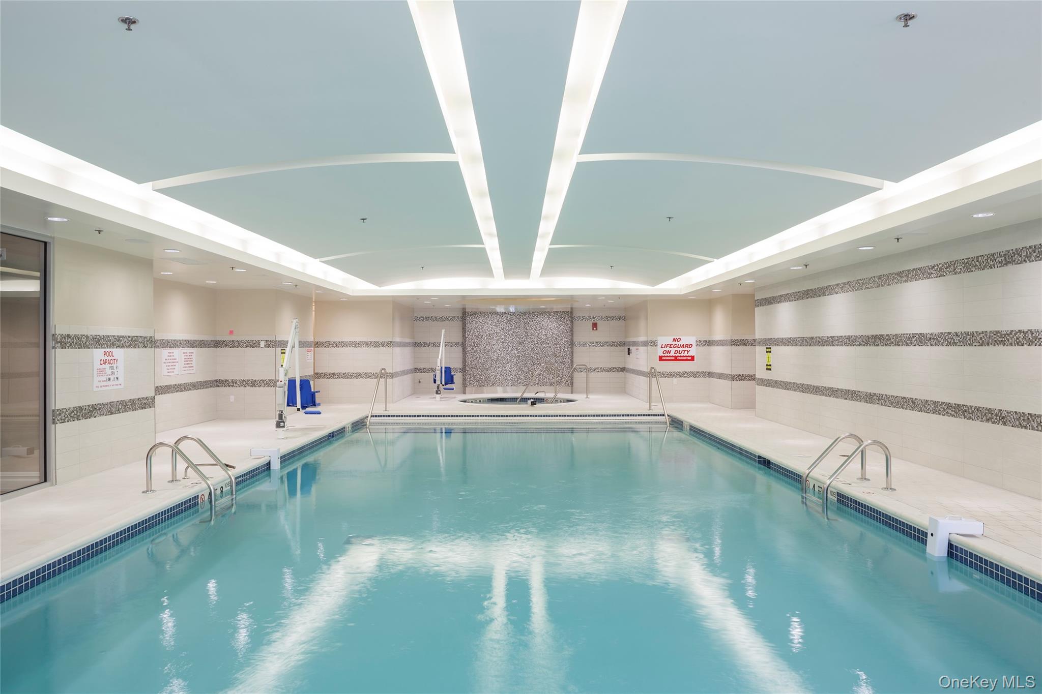 5000 Royal Court # 5103, North Hills, NY 11040