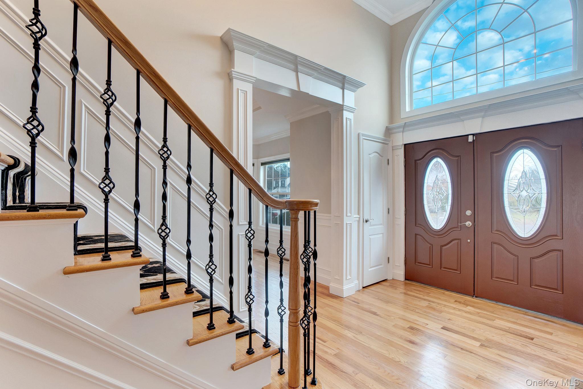 134 10 th Street, Hicksville, NY 11801