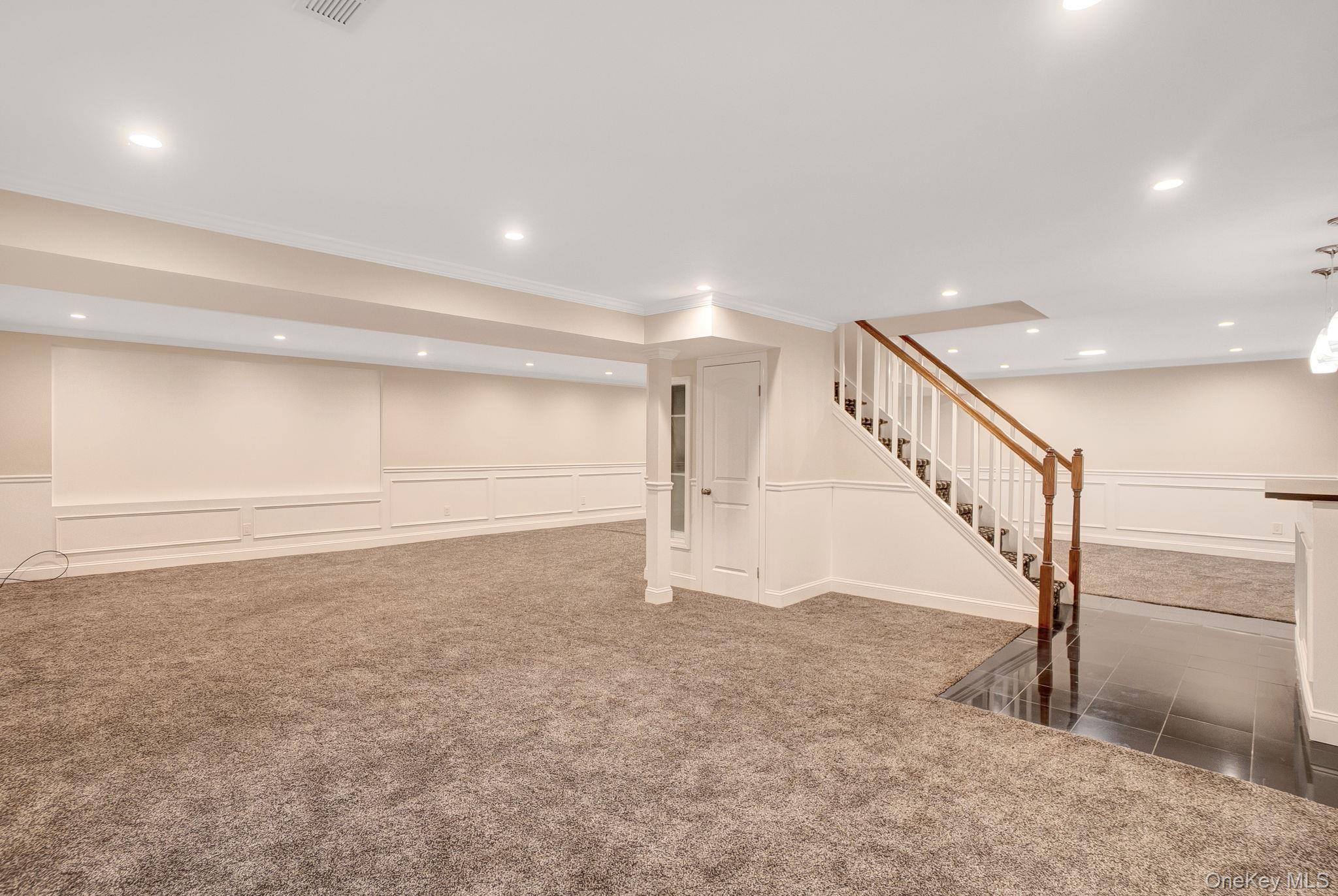 134 10 th Street, Hicksville, NY 11801