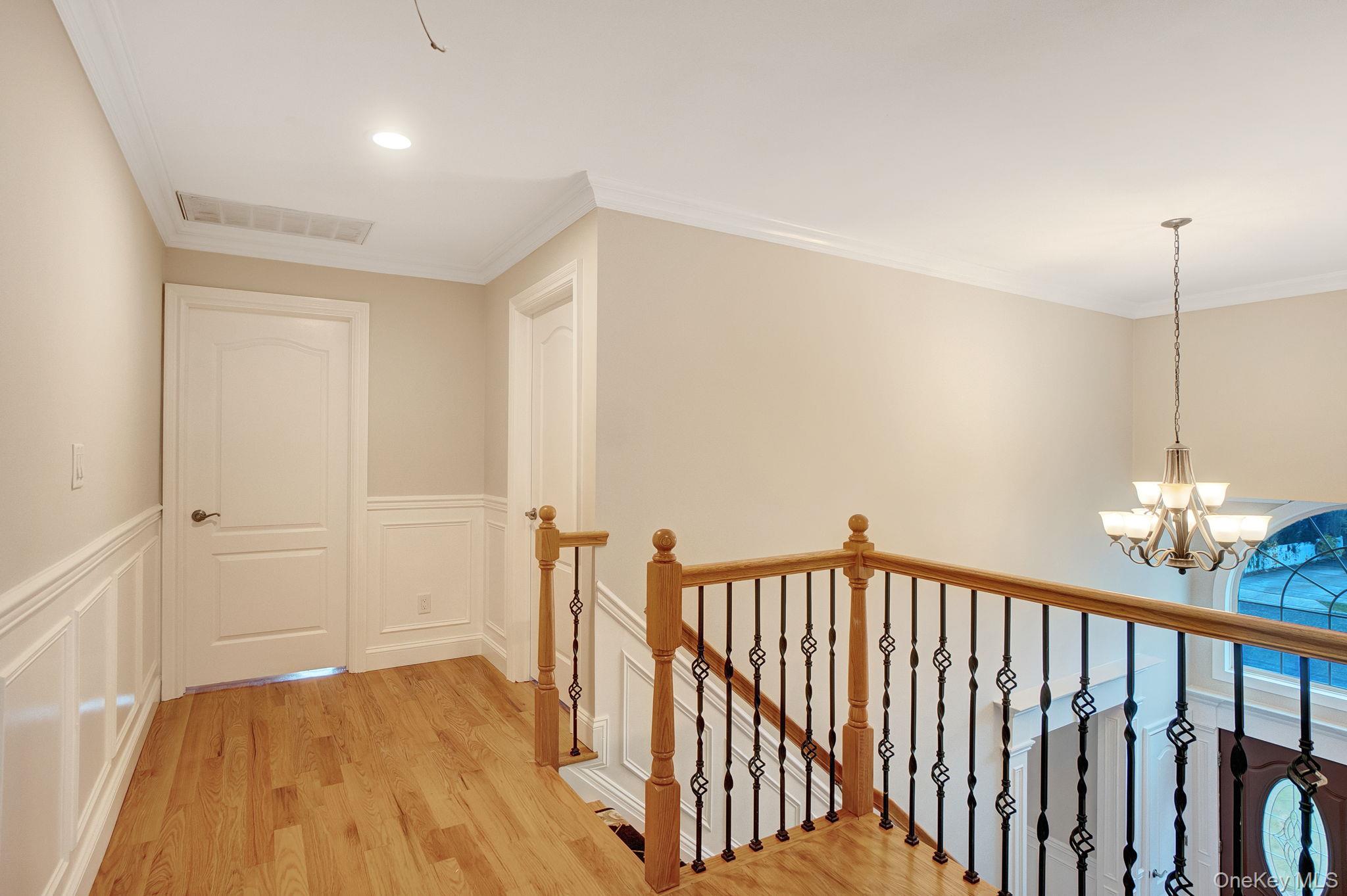 134 10 th Street, Hicksville, NY 11801