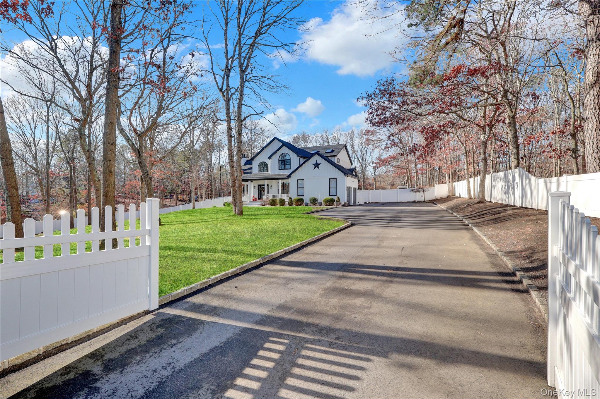 108 Hunter Avenue, Miller Place, NY 11764