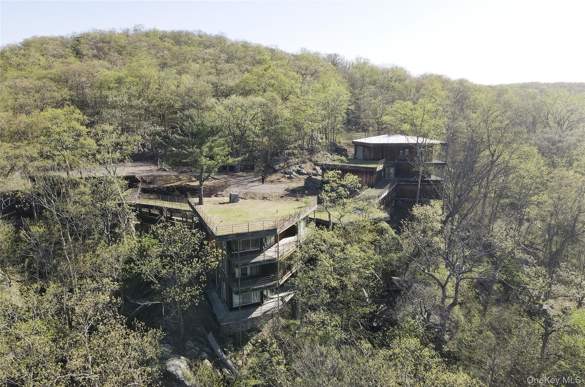 60 Woods Road, Tuxedo Park, NY 10987