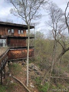 60 Woods Road, Tuxedo Park, NY 10987