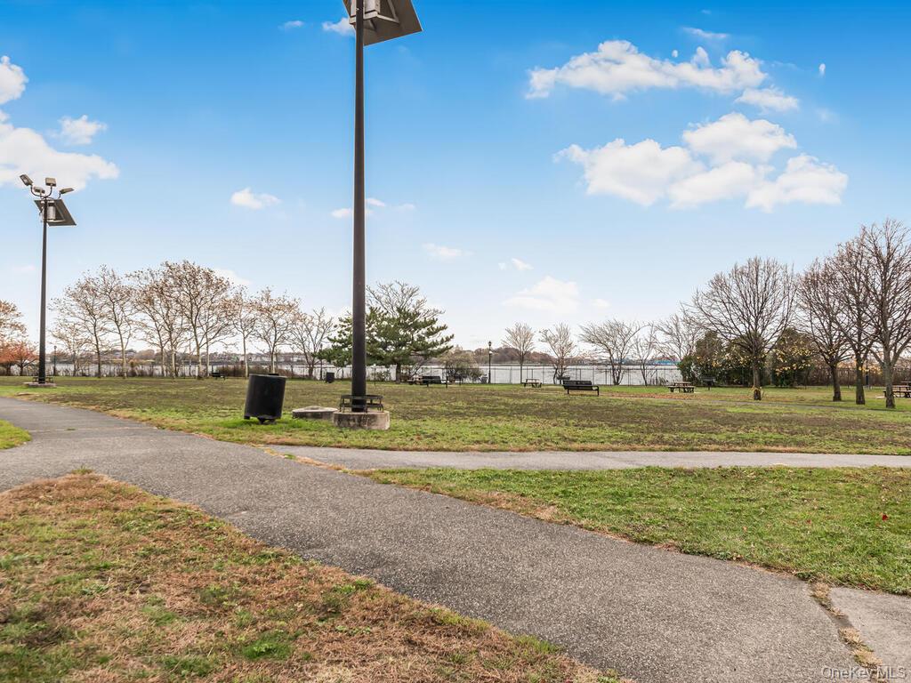 169 Surf Drive # 109, Bronx, NY 10473