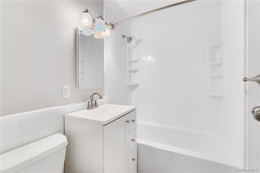 114 Nottingham Road # H, Bedford Hills, NY 10507