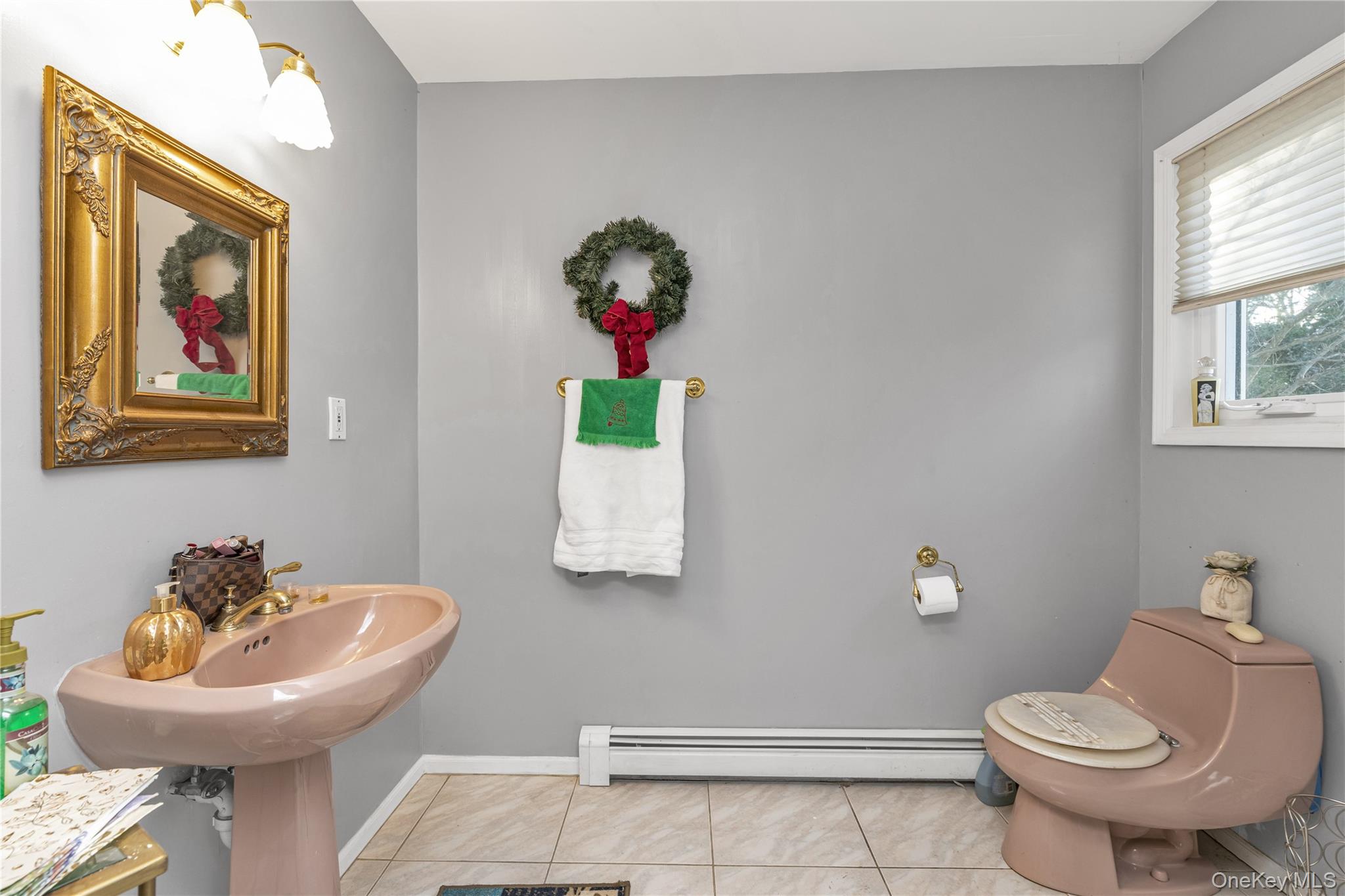 39 Fleets Cove Road, Huntington, NY 11743