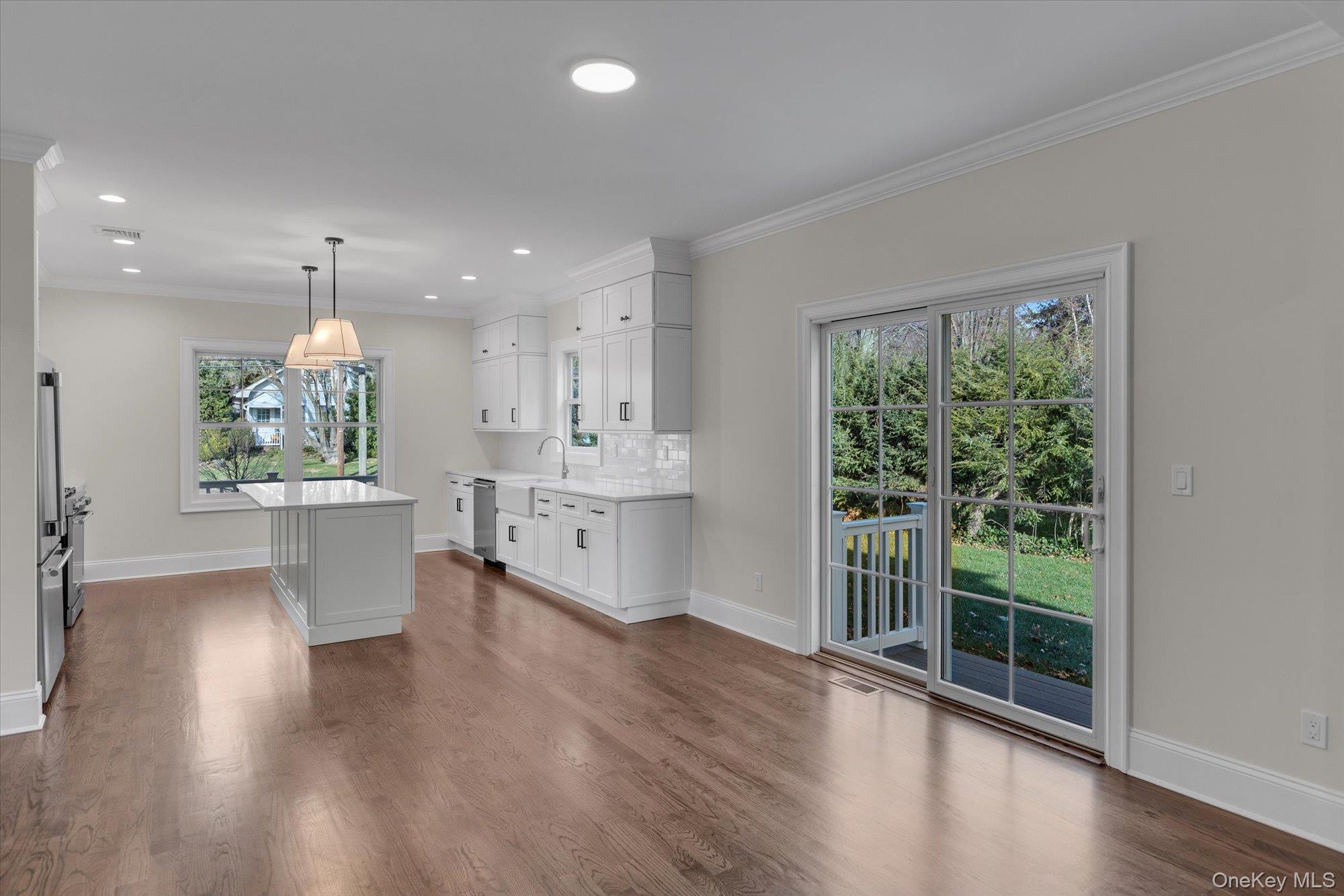 44 N Woodhull Road, Huntington, NY 11743