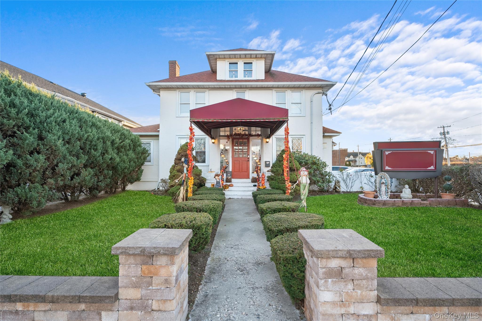 70 Park Avenue, Bay Shore, NY 11706