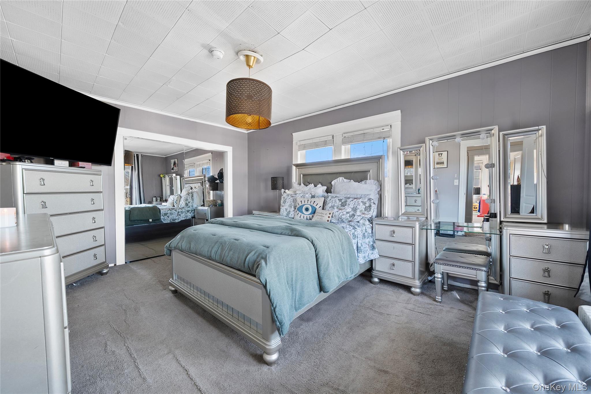 70 Park Avenue, Bay Shore, NY 11706