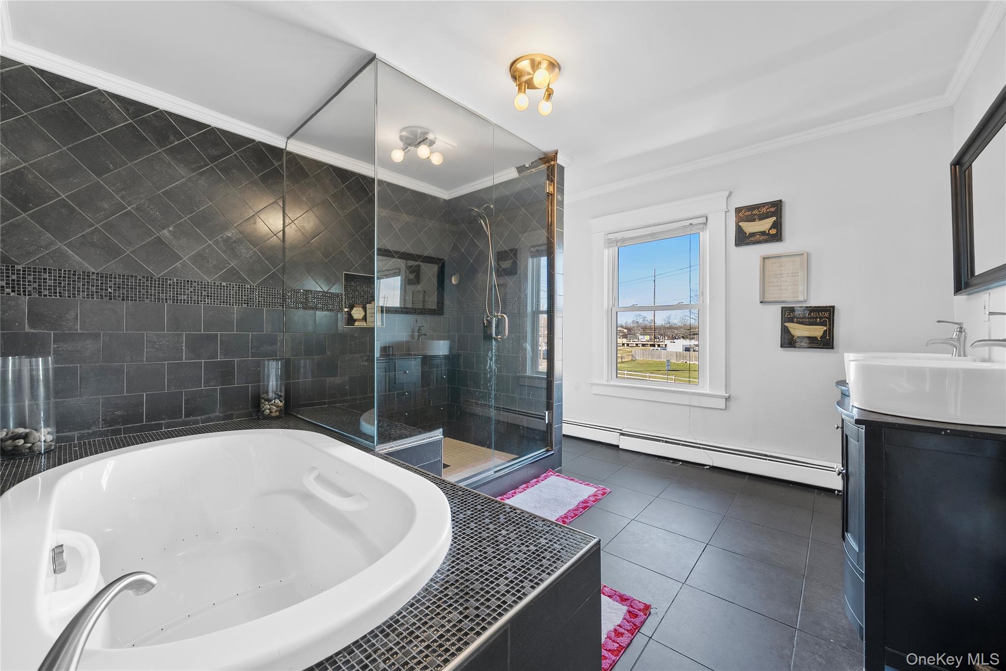 70 Park Avenue, Bay Shore, NY 11706