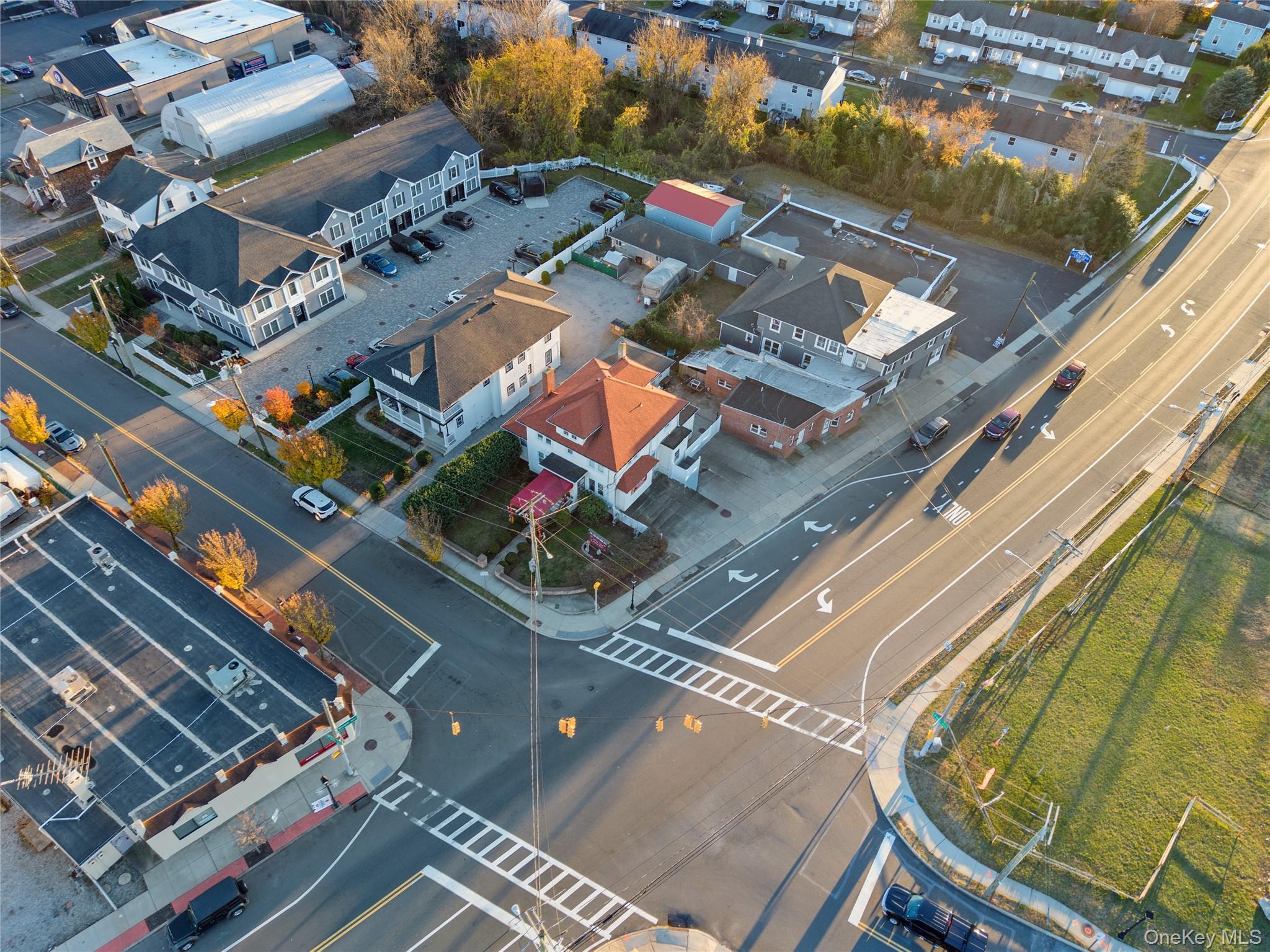 70 Park Avenue, Bay Shore, NY 11706