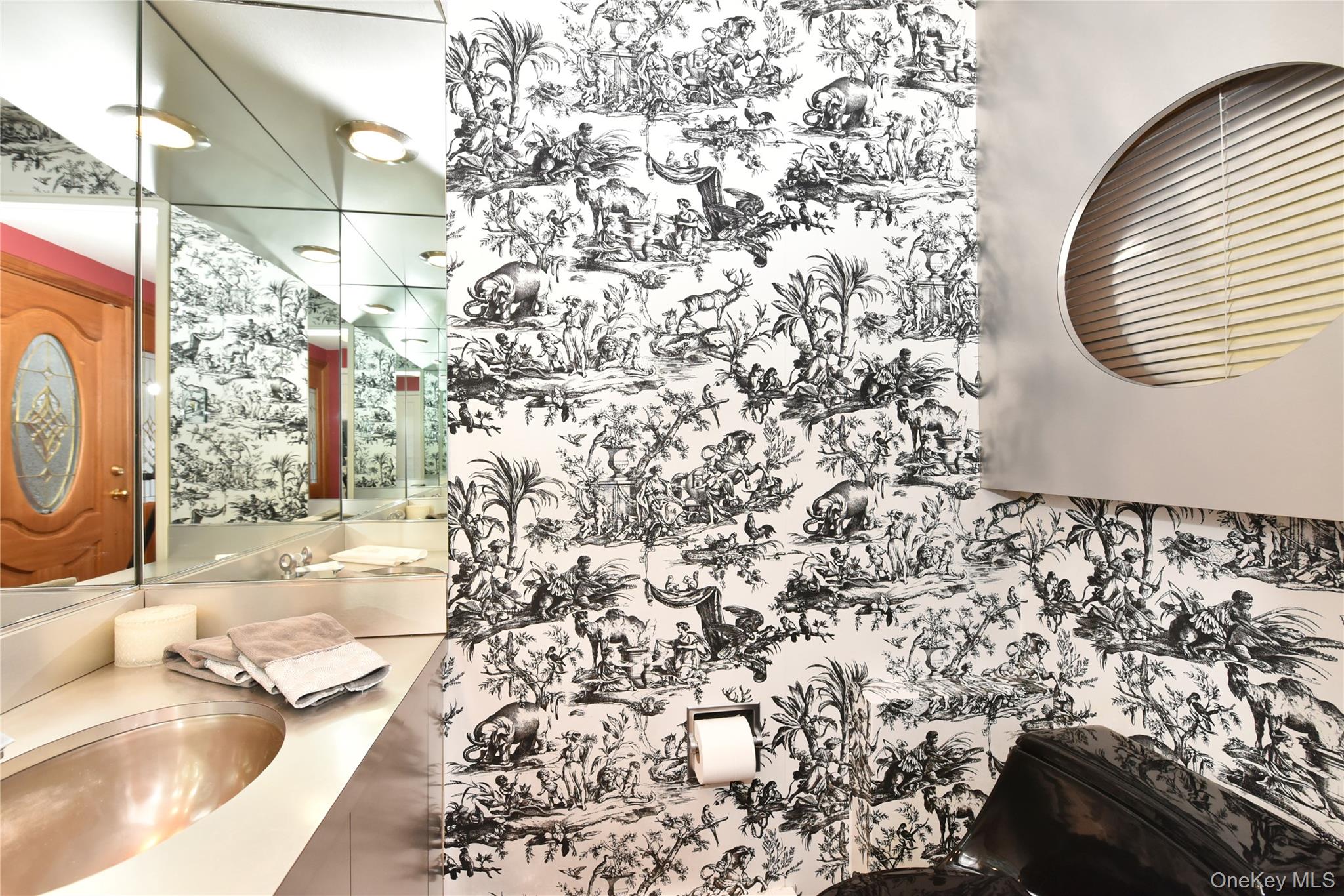 11 Joy Drive, Manhasset Hills, NY 11040