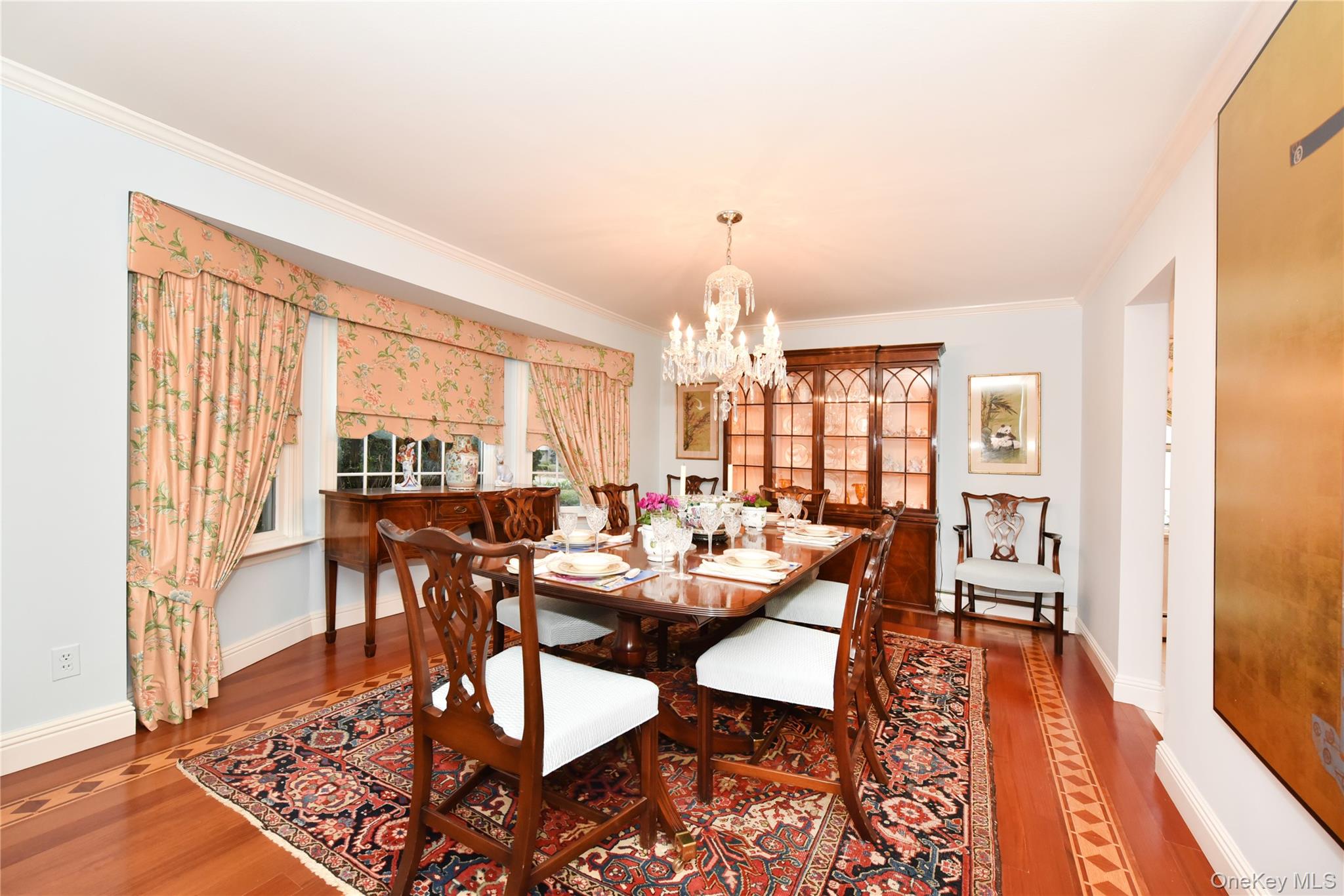 11 Joy Drive, Manhasset Hills, NY 11040