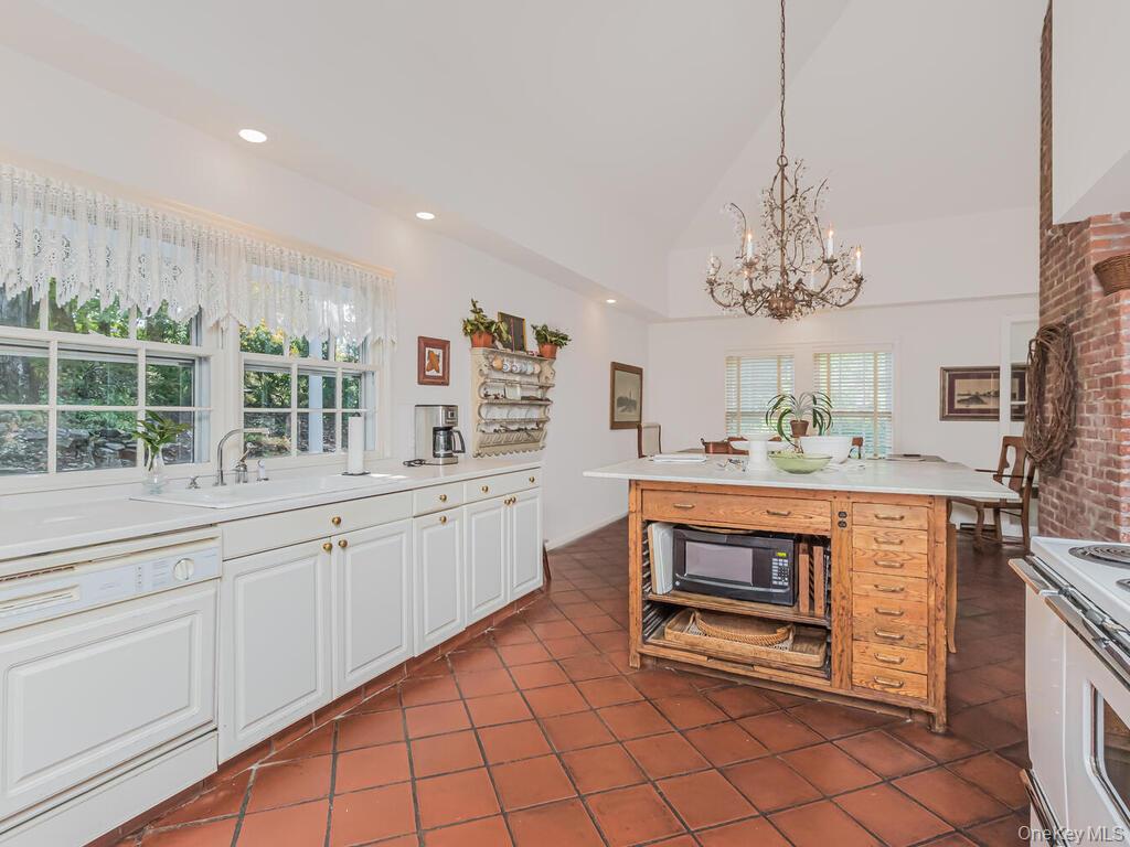 105 Douglas Road, Chappaqua, NY 10514