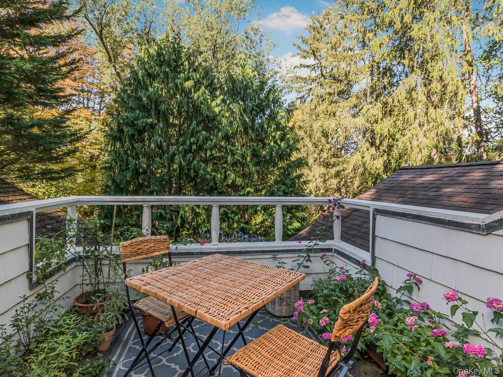 105 Douglas Road, Chappaqua, NY 10514