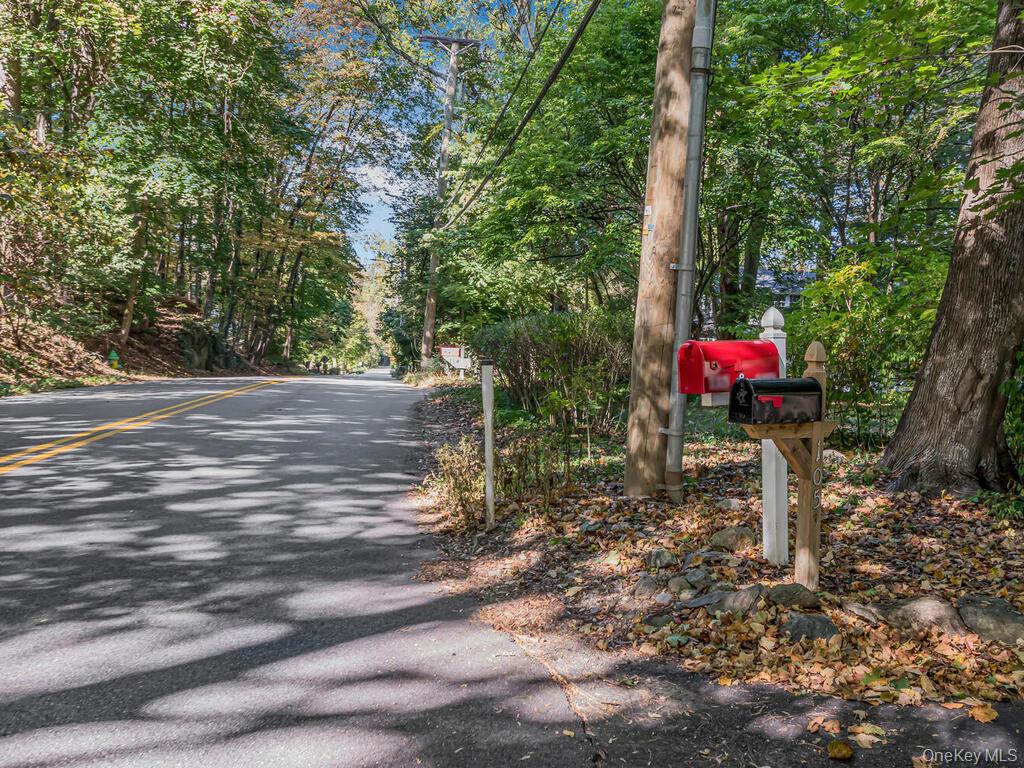 105 Douglas Road, Chappaqua, NY 10514