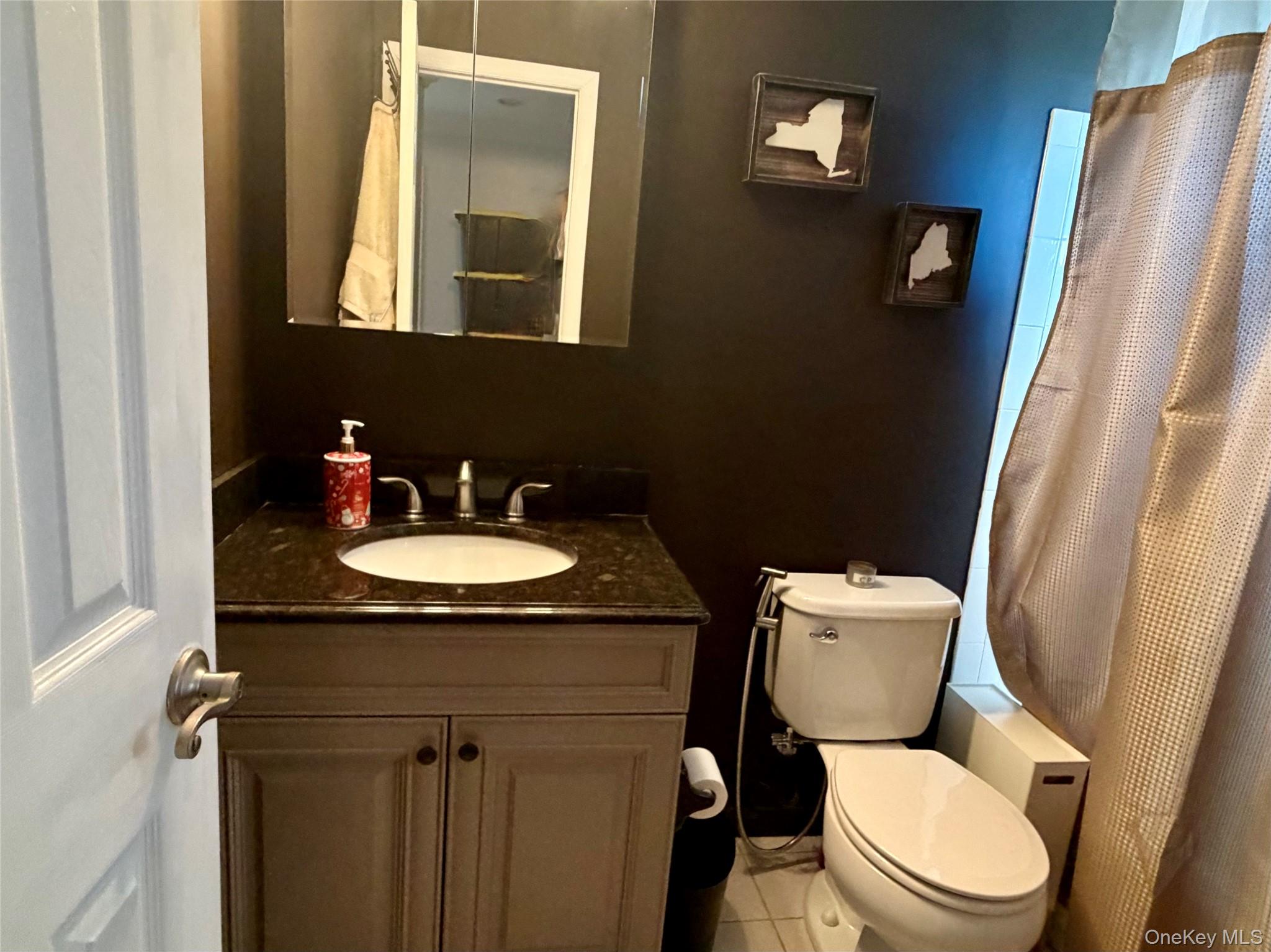 10 Smithtown Blvd Blvd # Apt 7B, Smithtown, NY 11787