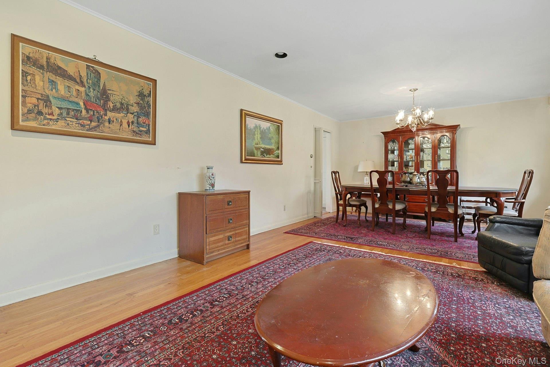 14 Aspen Way, Thornwood, NY 10594