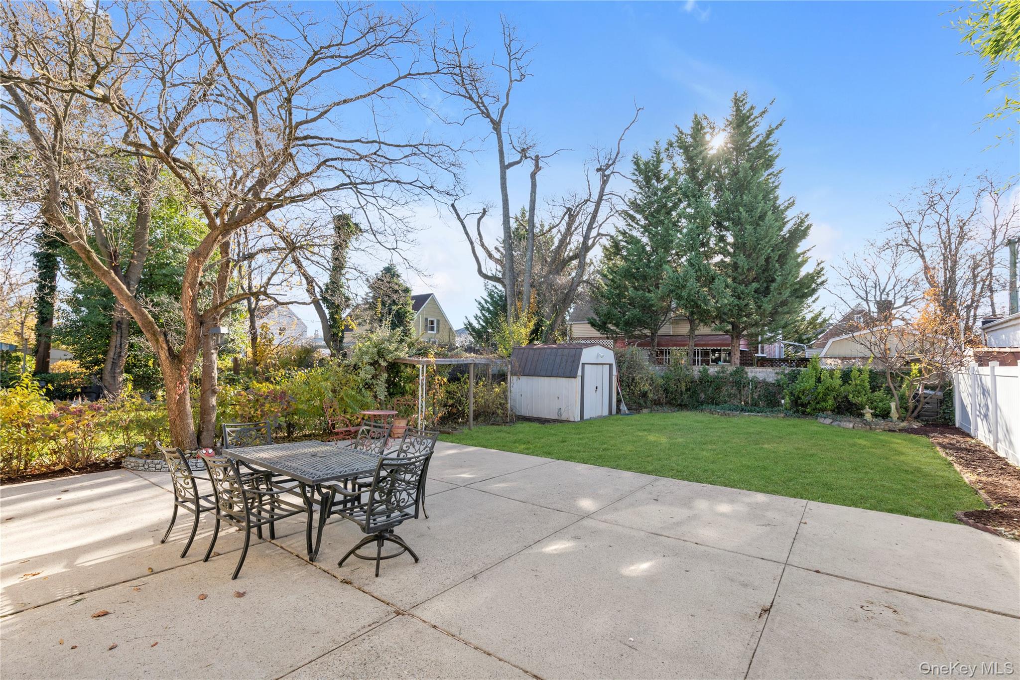 164-12 76th Avenue, Fresh Meadows, NY 11366