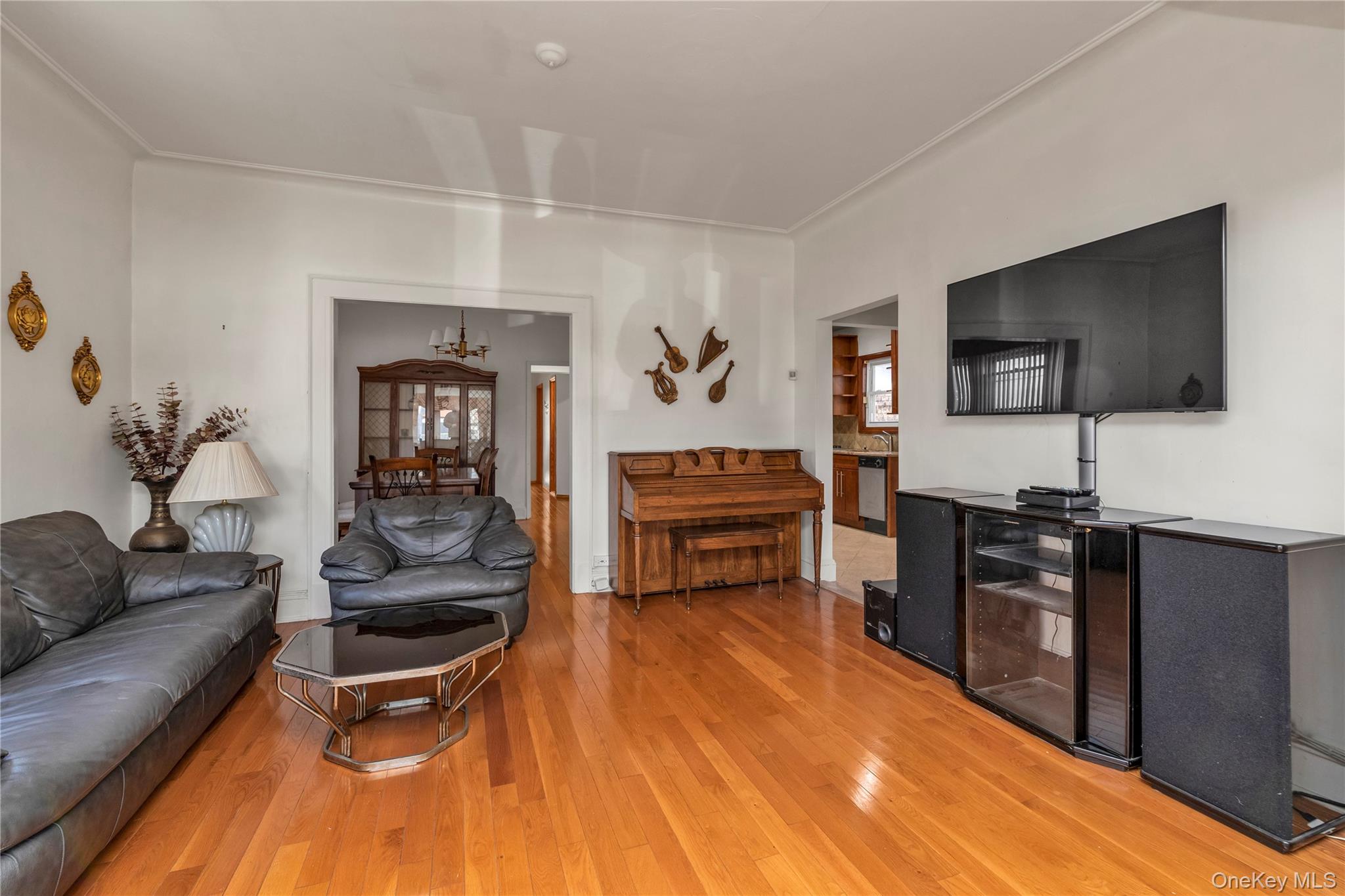 164-12 76th Avenue, Fresh Meadows, NY 11366