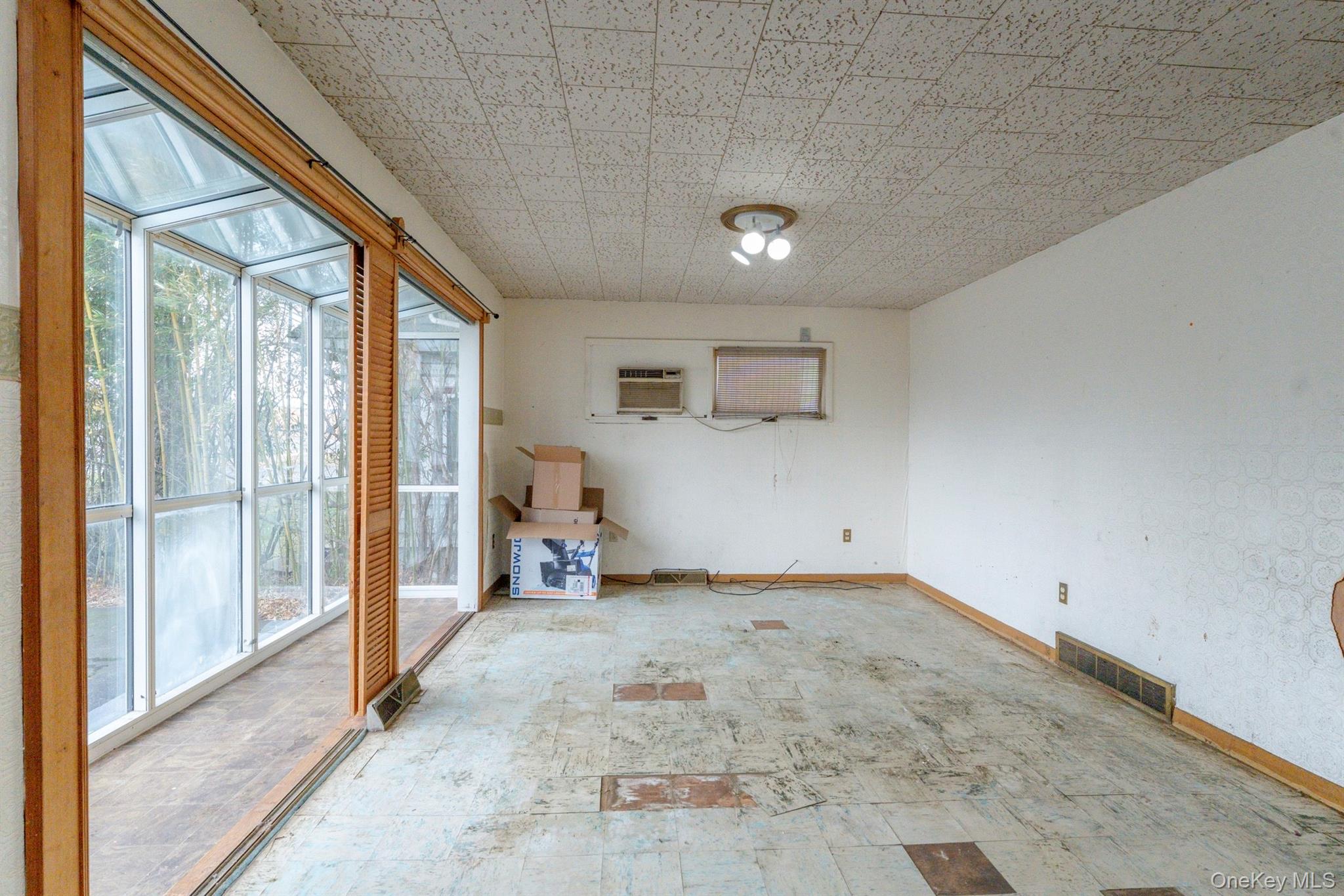 306-308 Broadway, Port Ewen, NY 12466