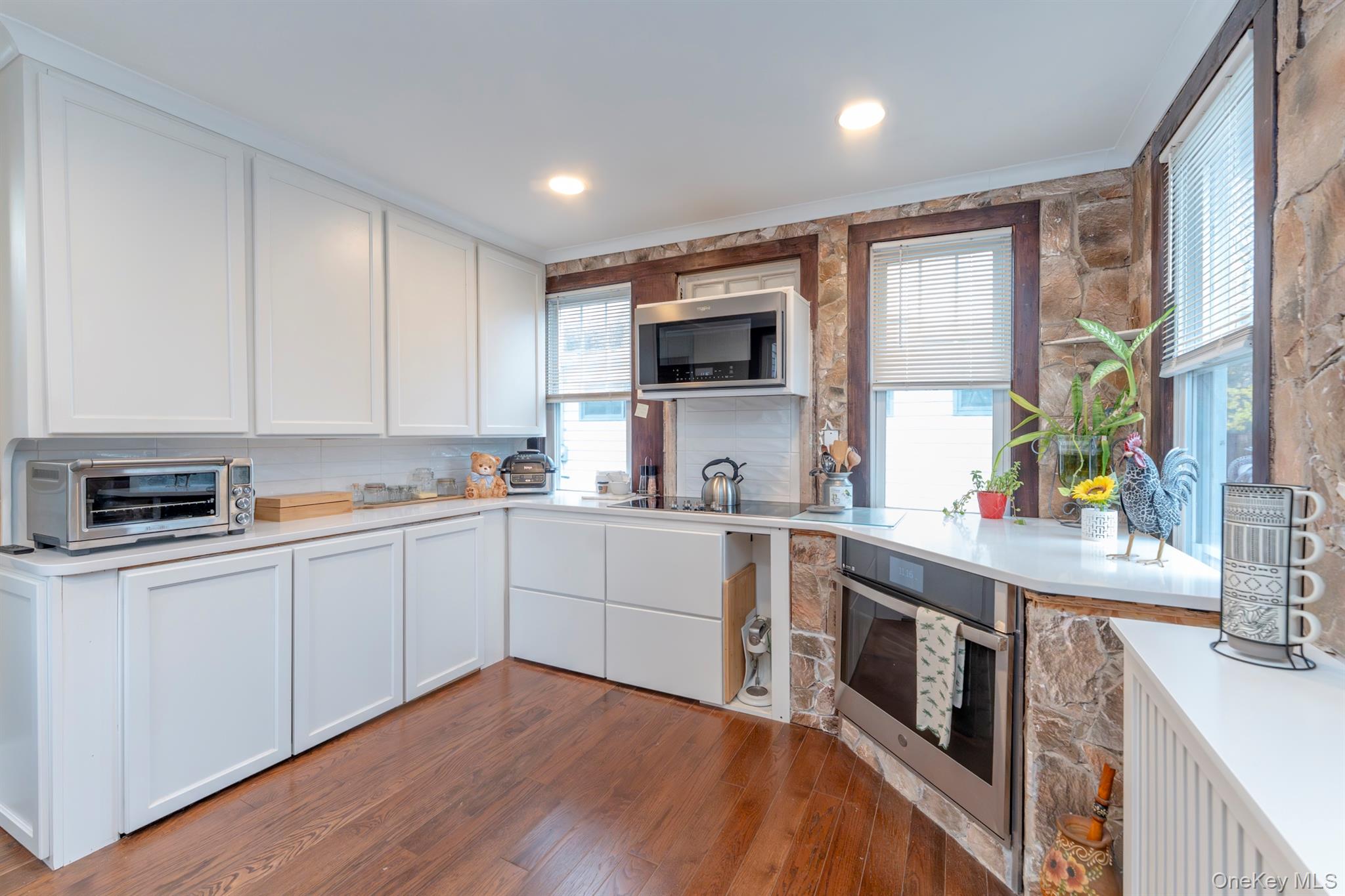 306-308 Broadway, Port Ewen, NY 12466