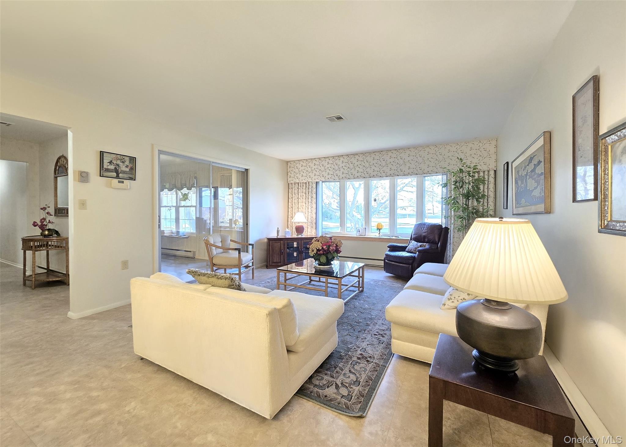 289 Cardiff Court # B, Ridge, NY 11961