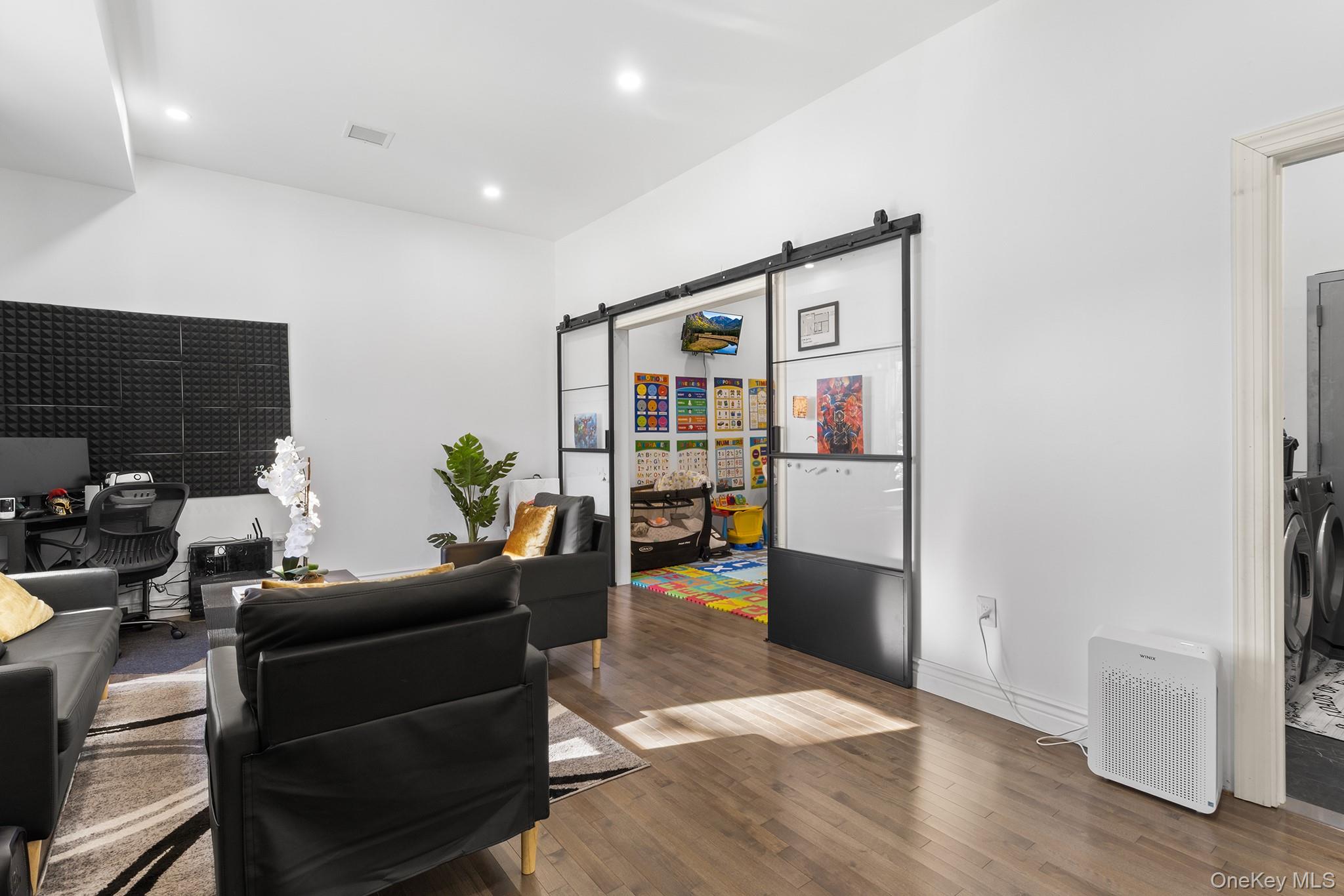 166 17th Street, West Babylon, NY 11704