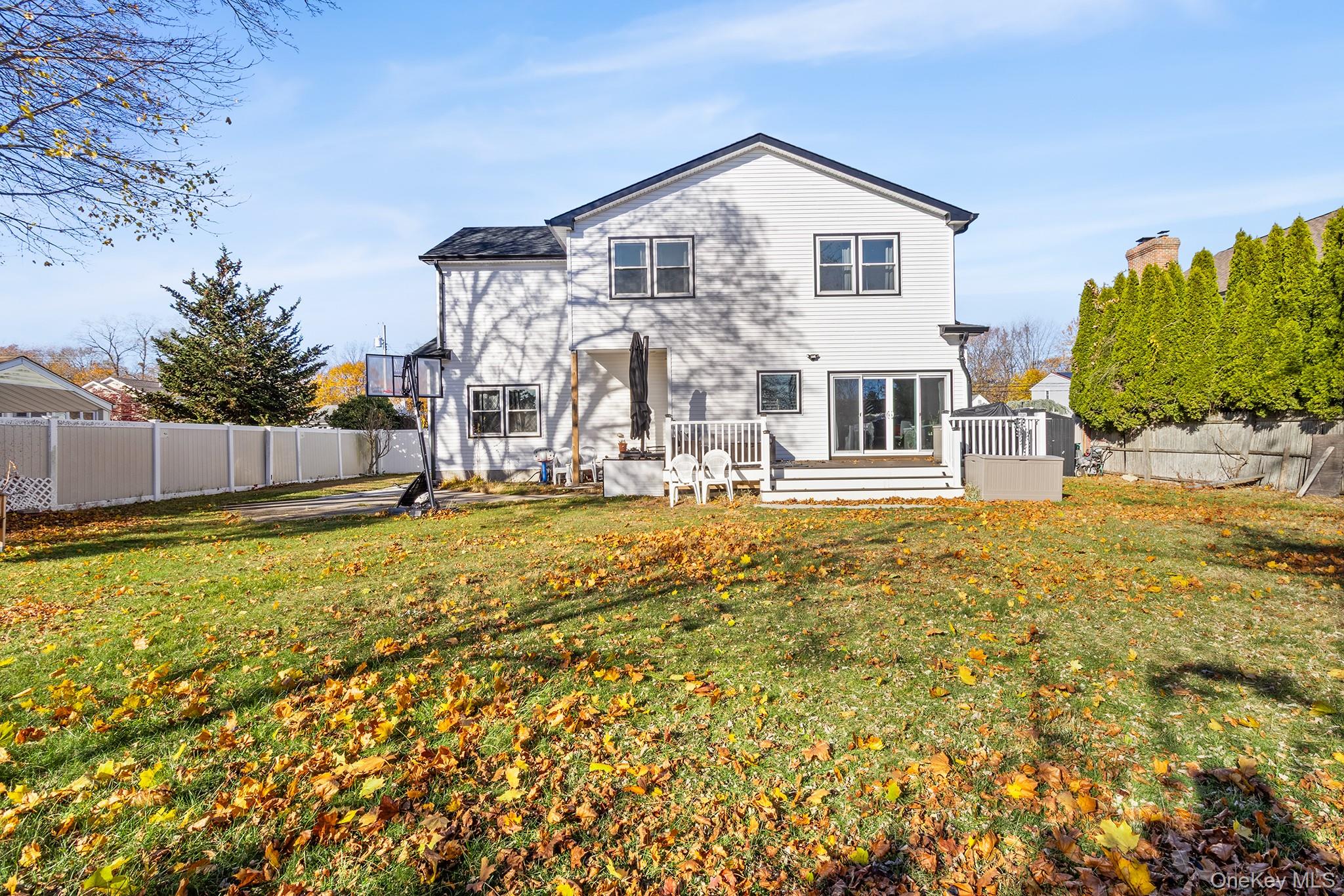 166 17th Street, West Babylon, NY 11704