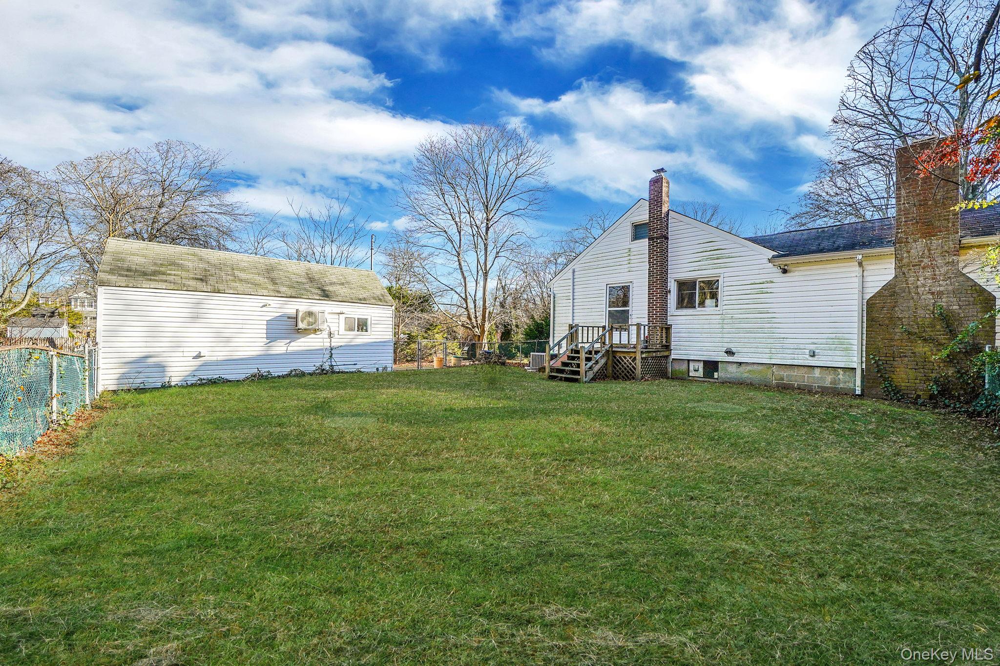 91 Tower Street, Sayville, NY 11782