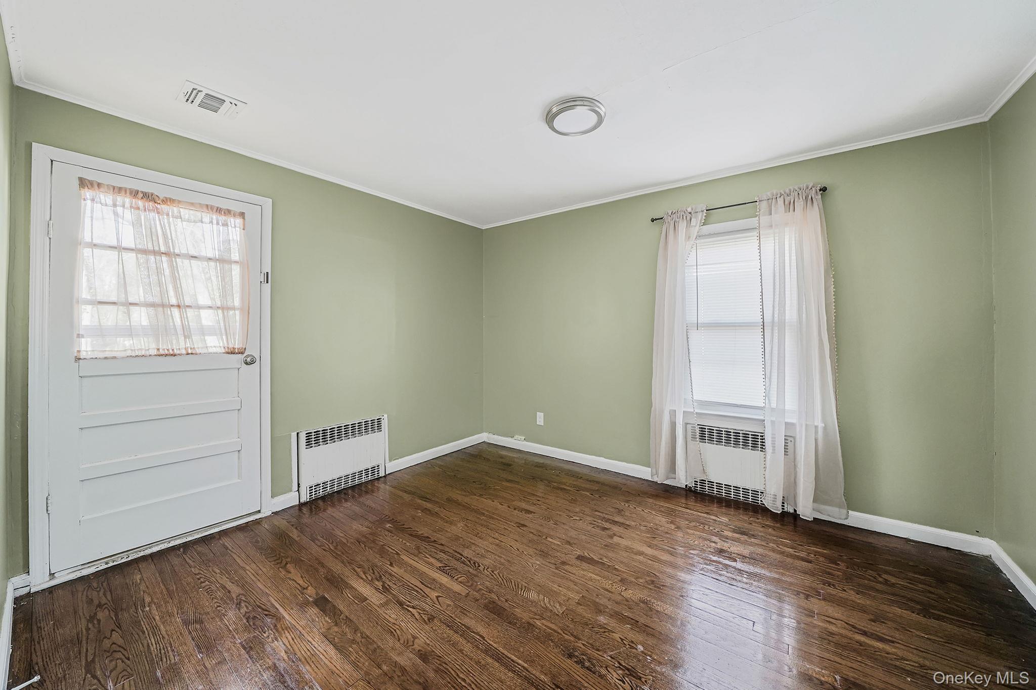 91 Tower Street, Sayville, NY 11782