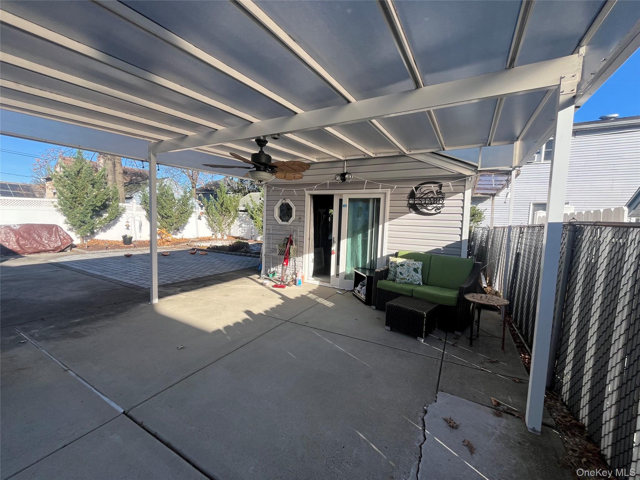 182 Lexington Avenue, Franklin Square, NY 11010