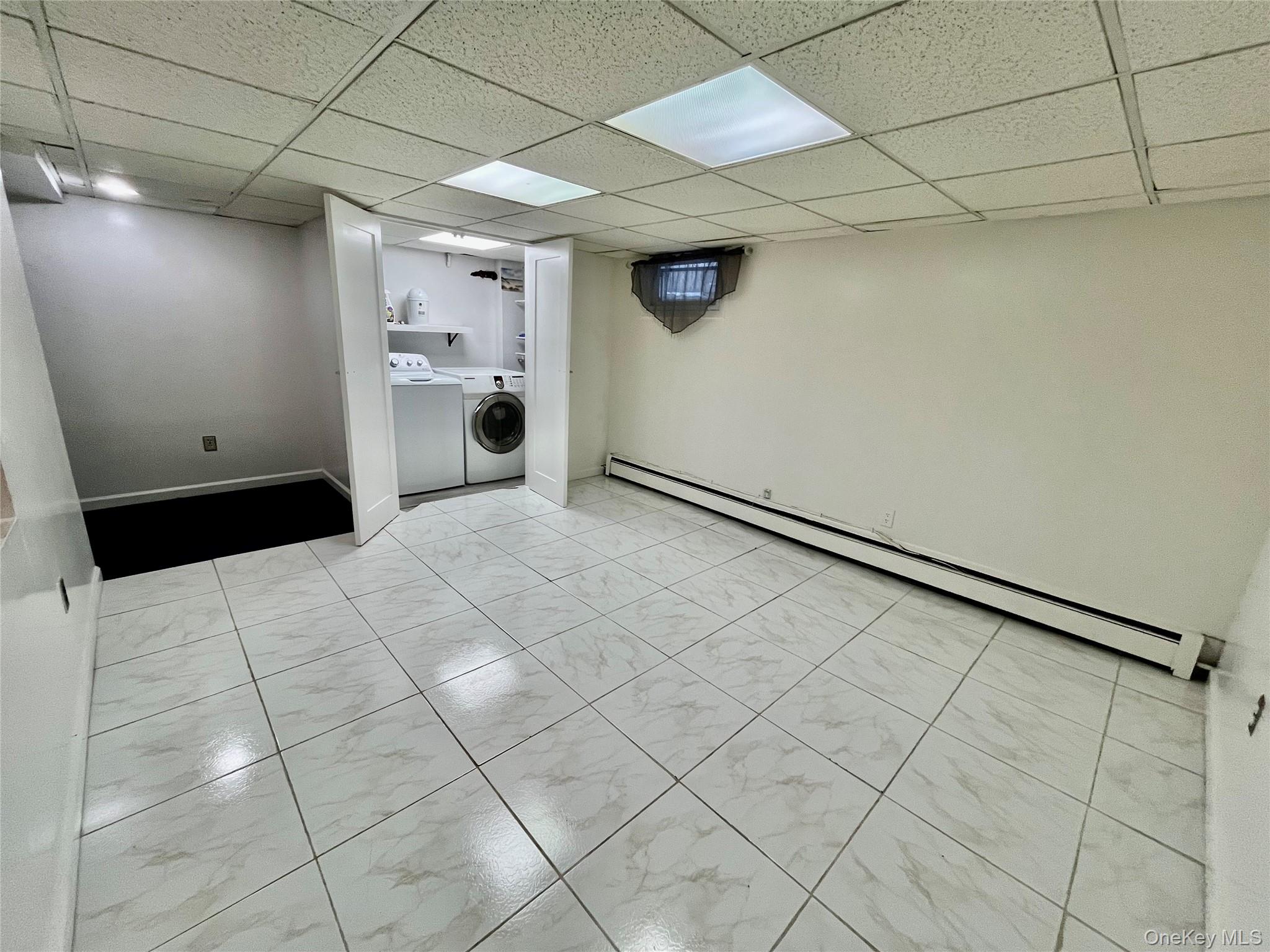 182 Lexington Avenue, Franklin Square, NY 11010