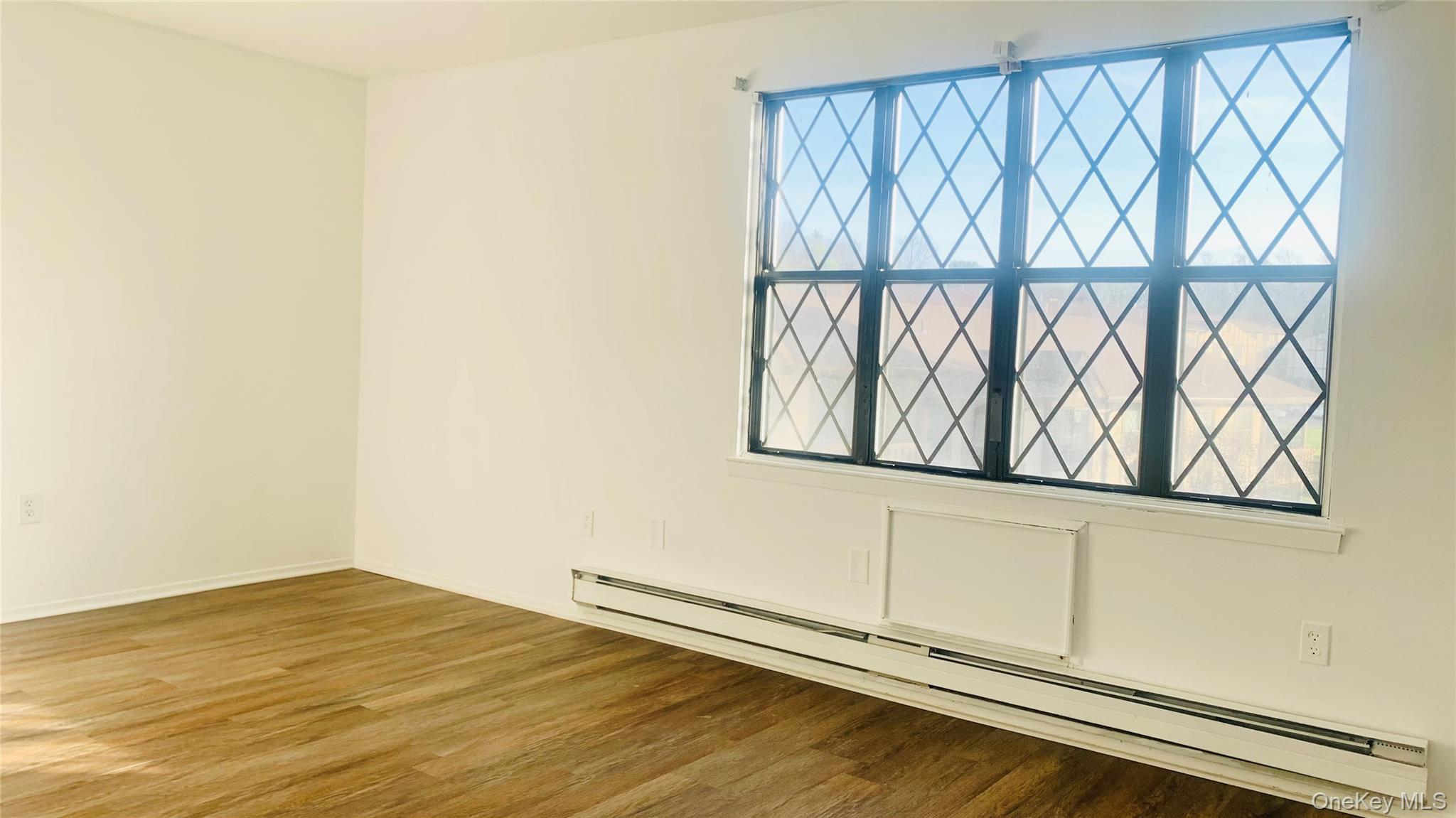 351 Sierra Vista, Valley Cottage, NY 10989