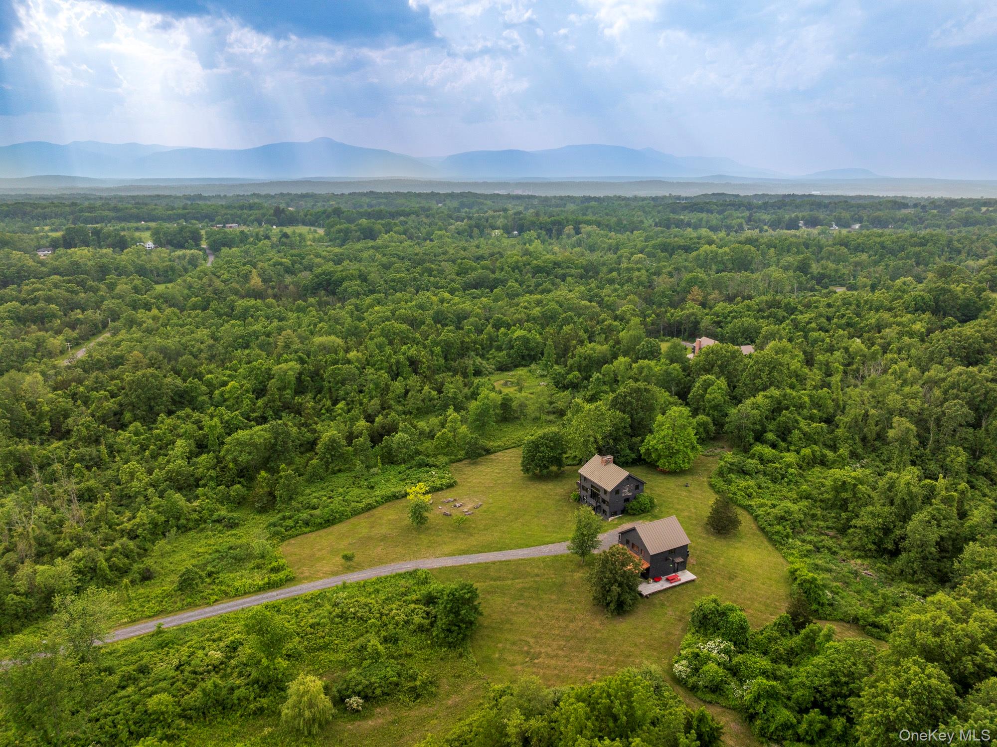 249 Old Saw Mill Road, Germantown, NY 12526