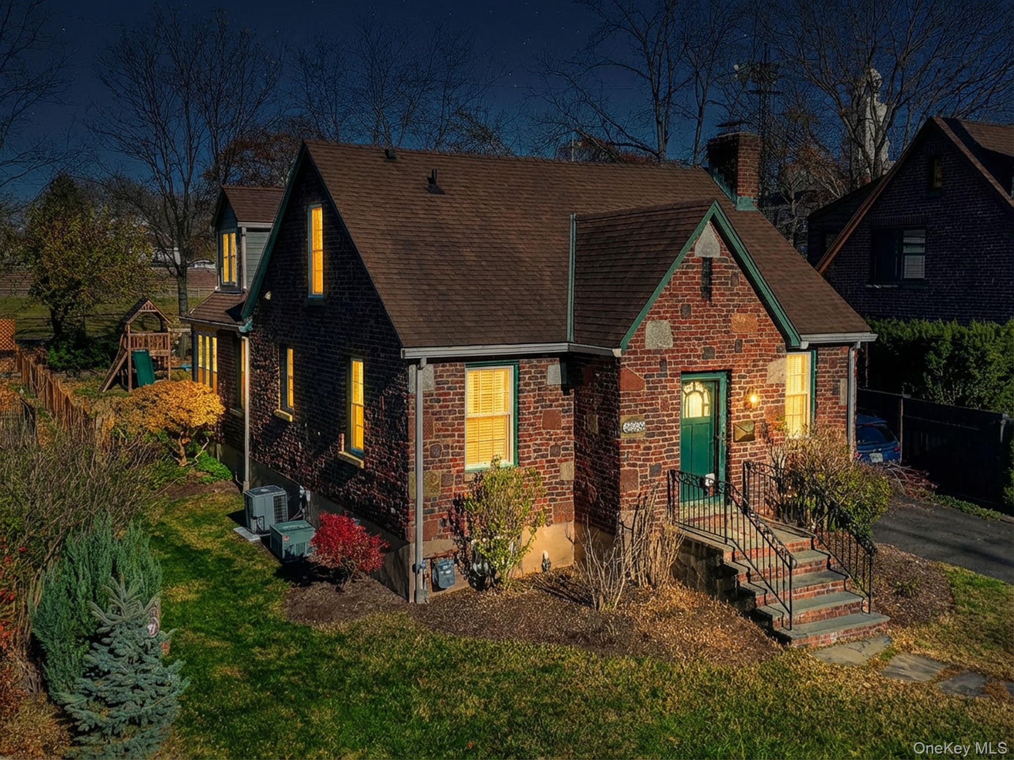 27 Haven Court, Nyack, NY 10960