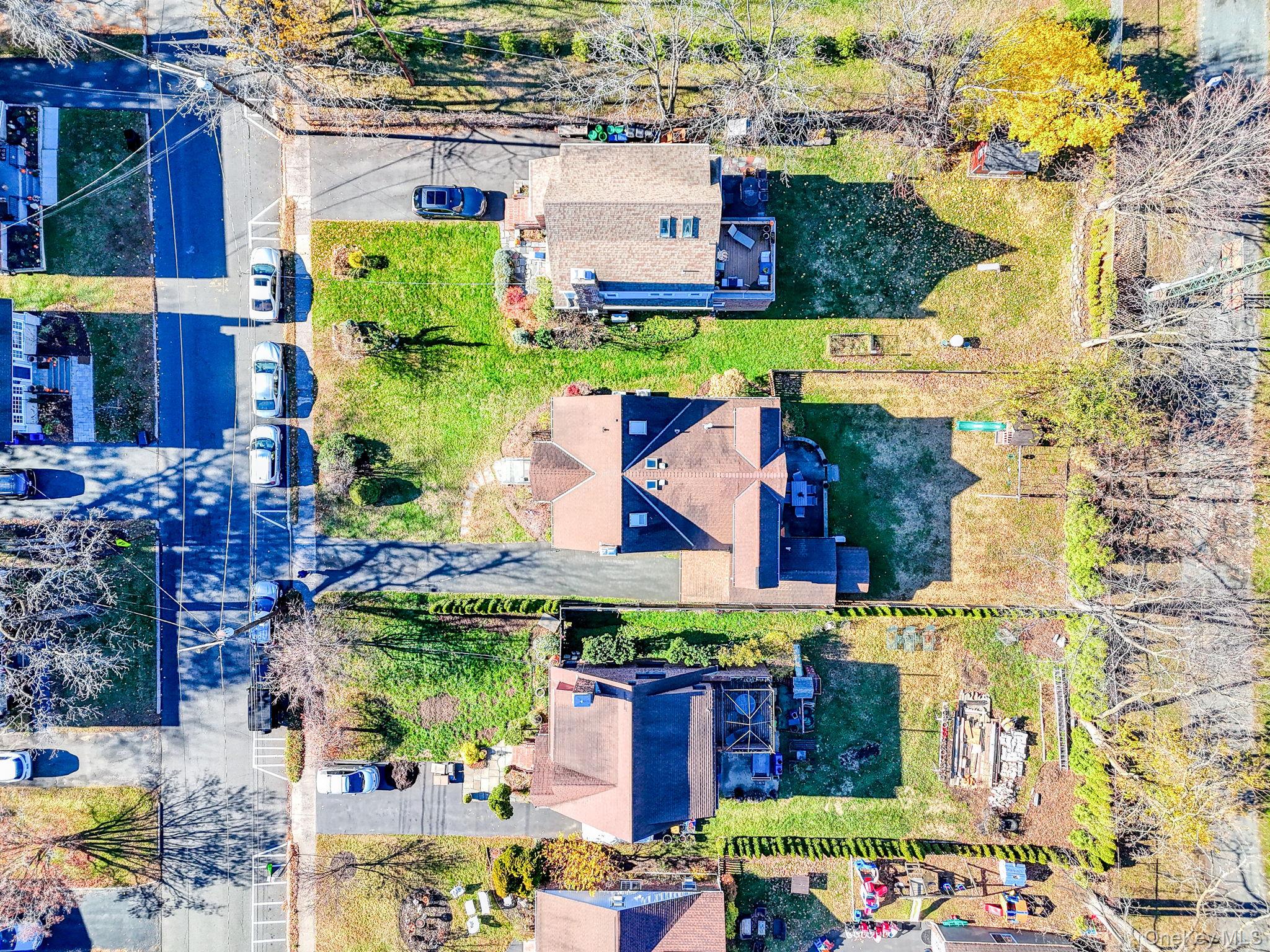 27 Haven Court, Nyack, NY 10960