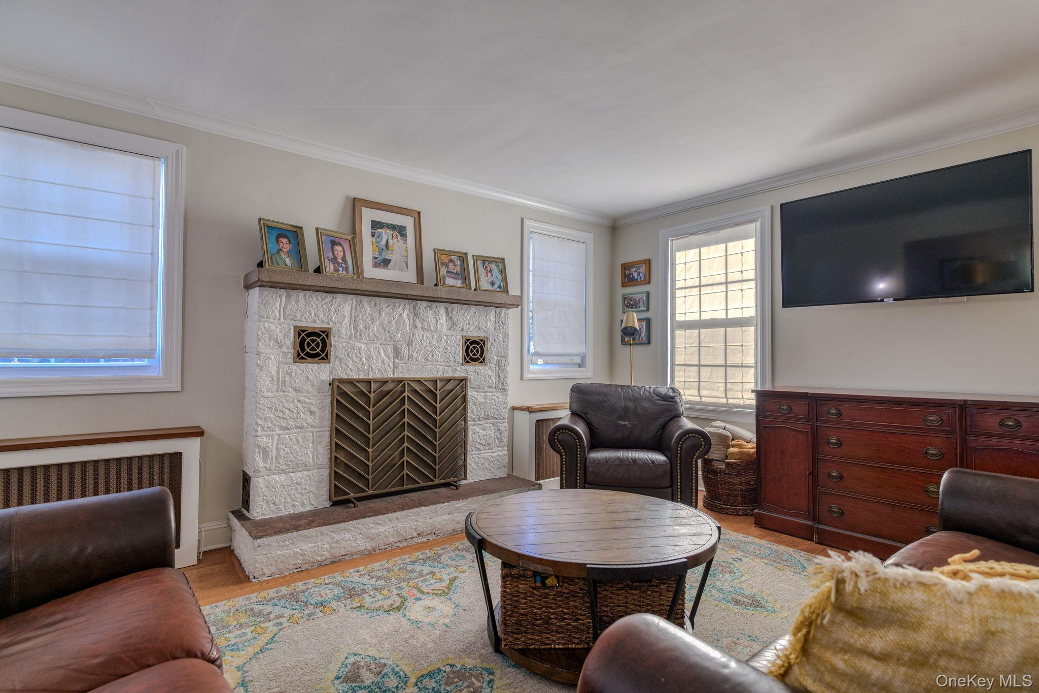 27 Haven Court, Nyack, NY 10960