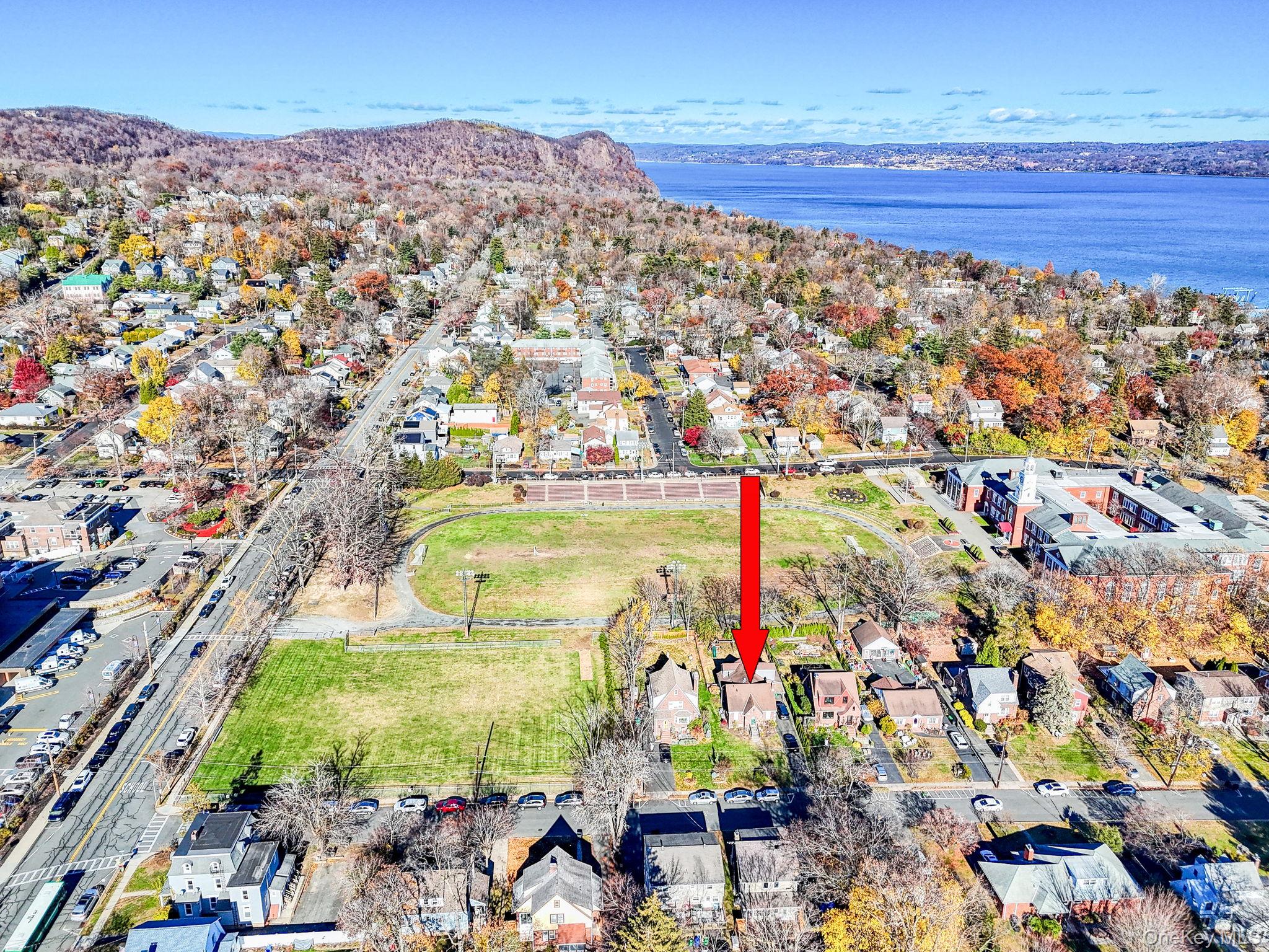 27 Haven Court, Nyack, NY 10960