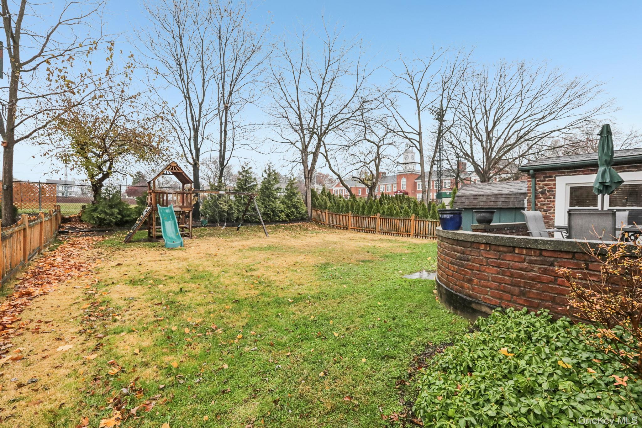 27 Haven Court, Nyack, NY 10960